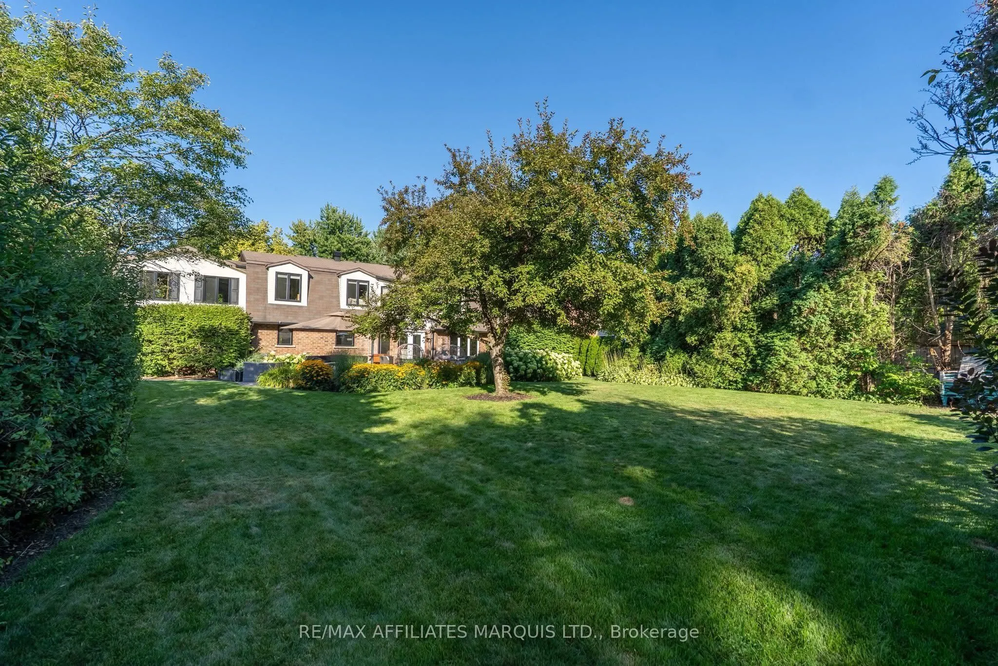 1733 Blakely Drive