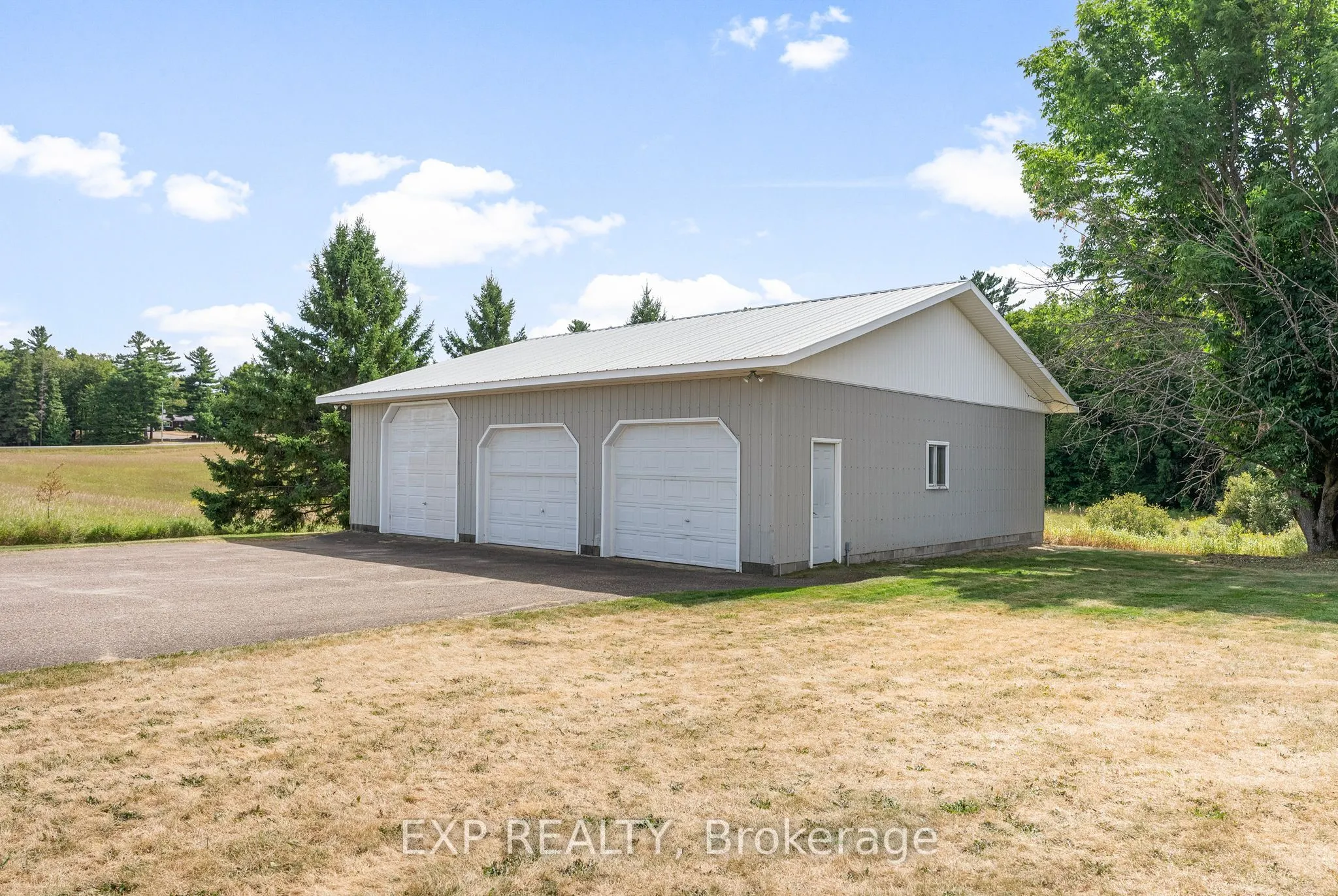 1382 Lochwinnoch Road