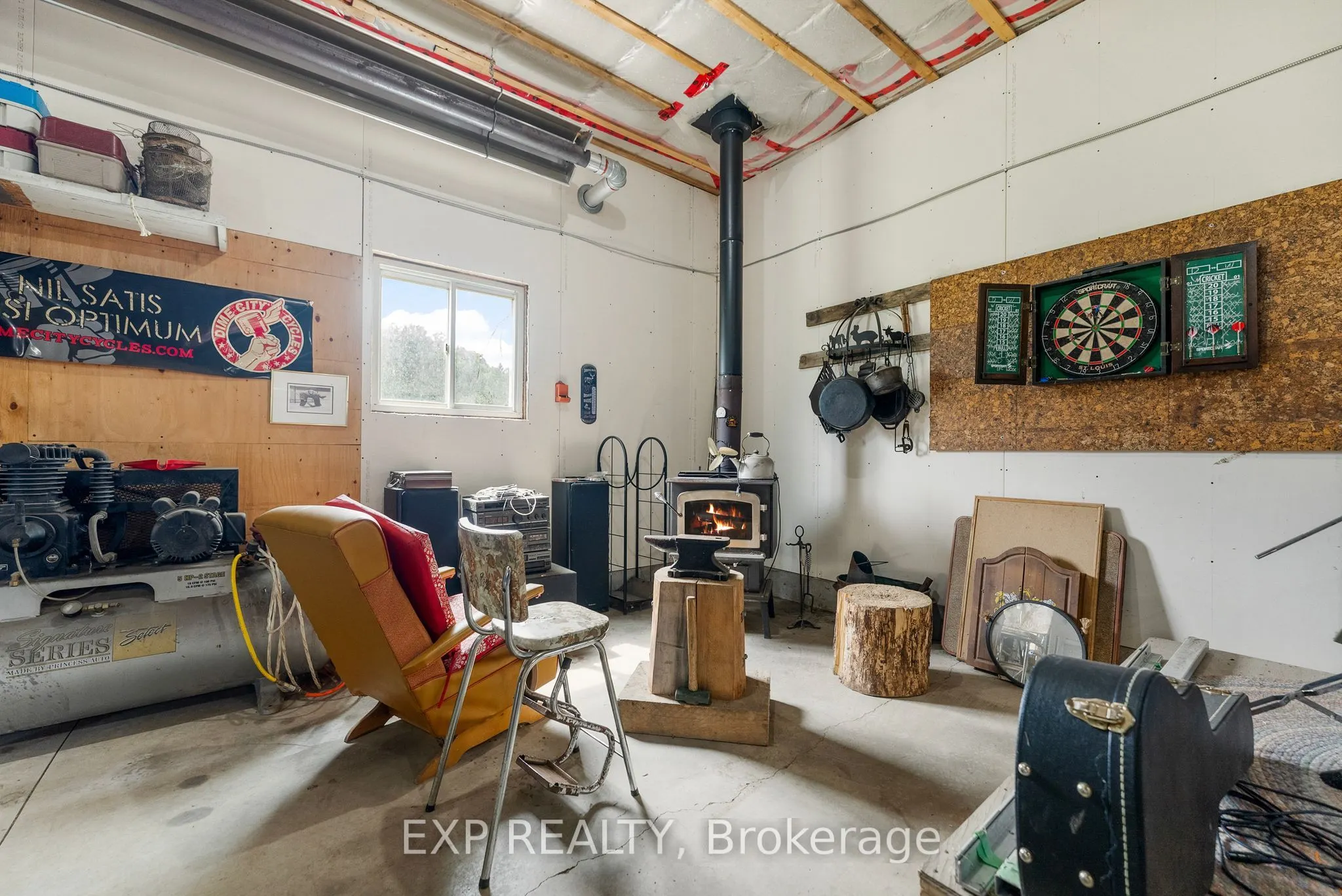1382 Lochwinnoch Road