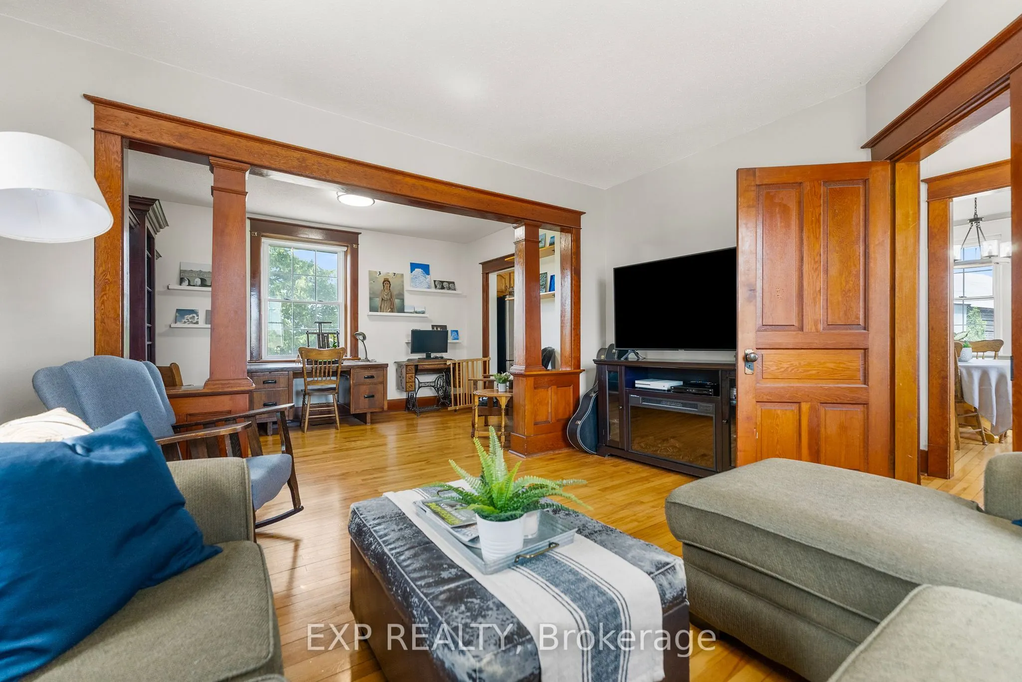 1382 Lochwinnoch Road