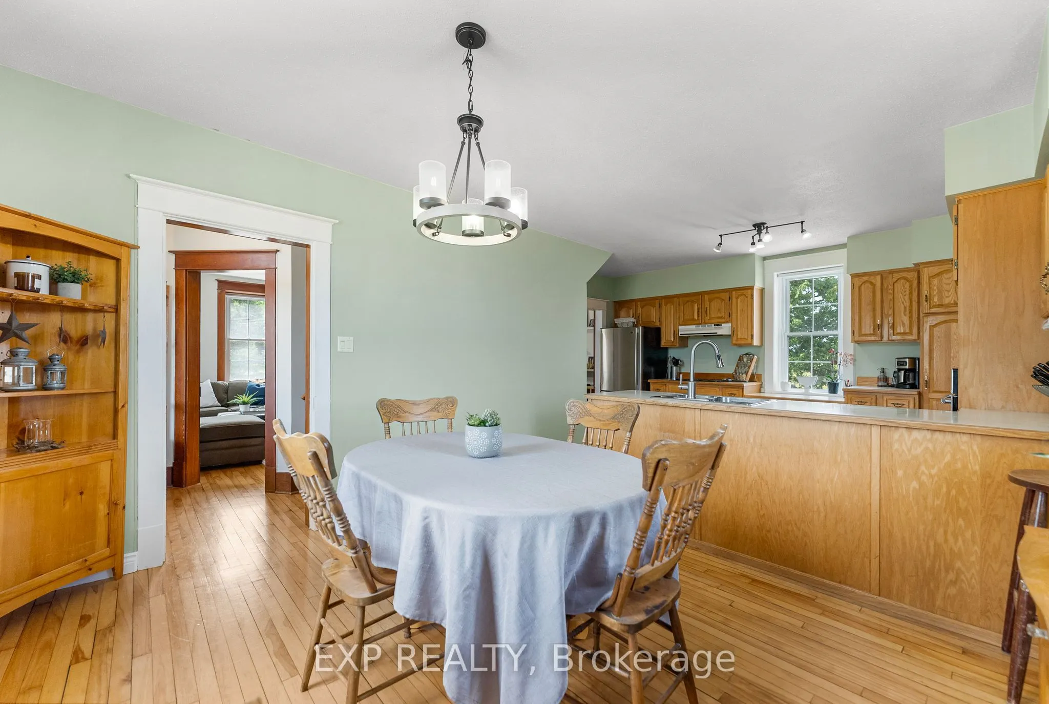 1382 Lochwinnoch Road
