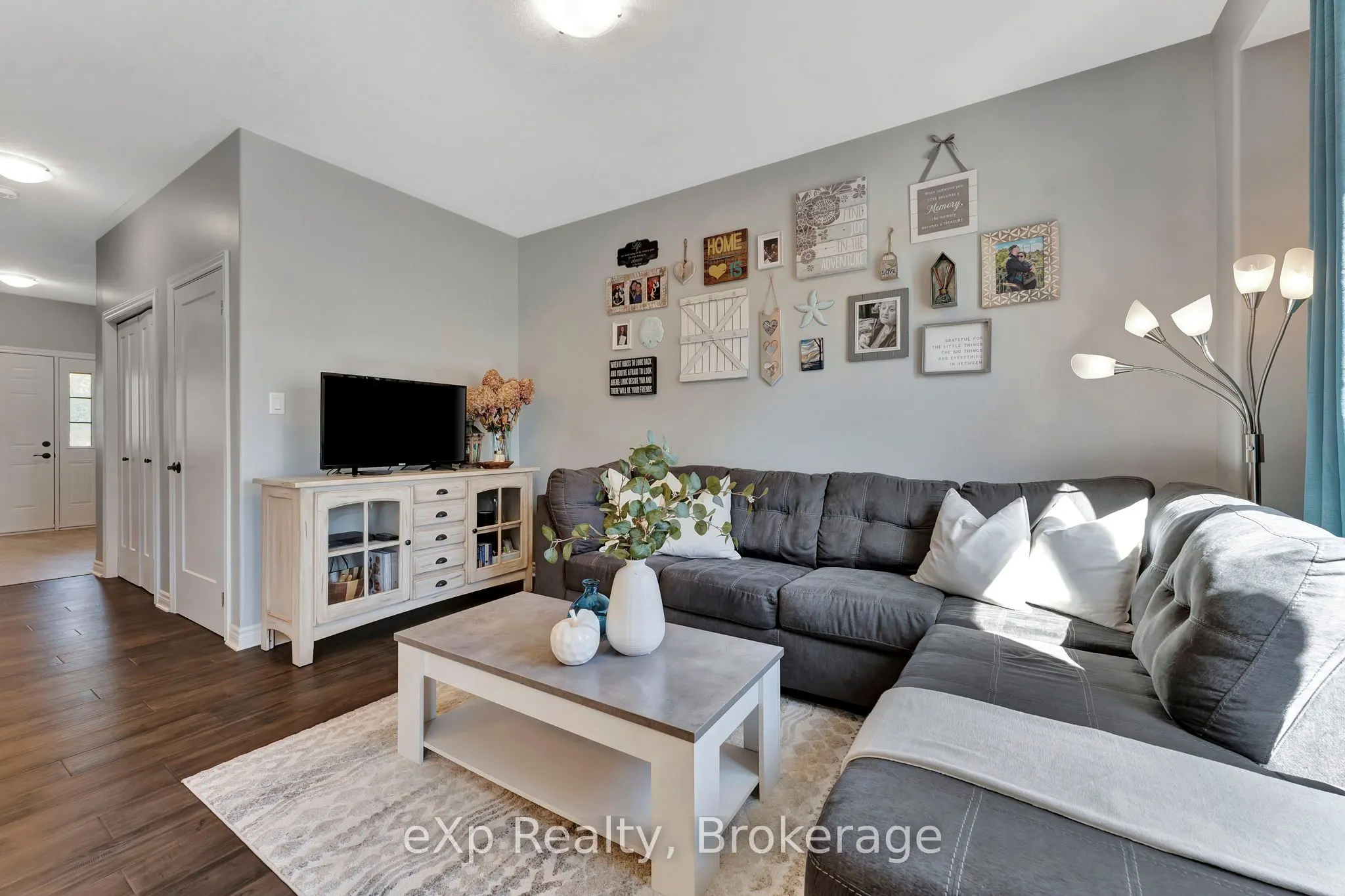12 Brantwood Park Road, #D2