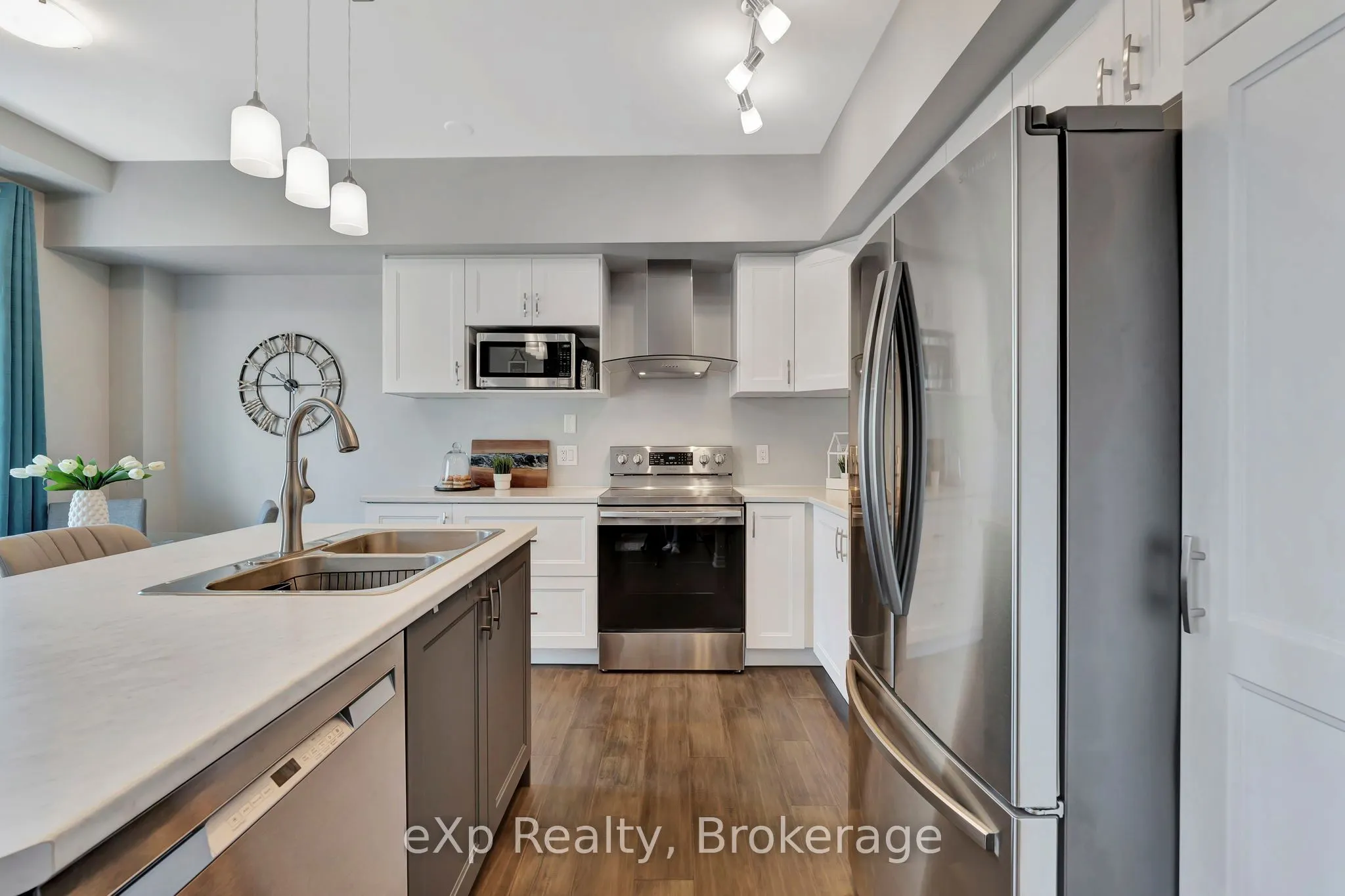 12 Brantwood Park Road, #D2