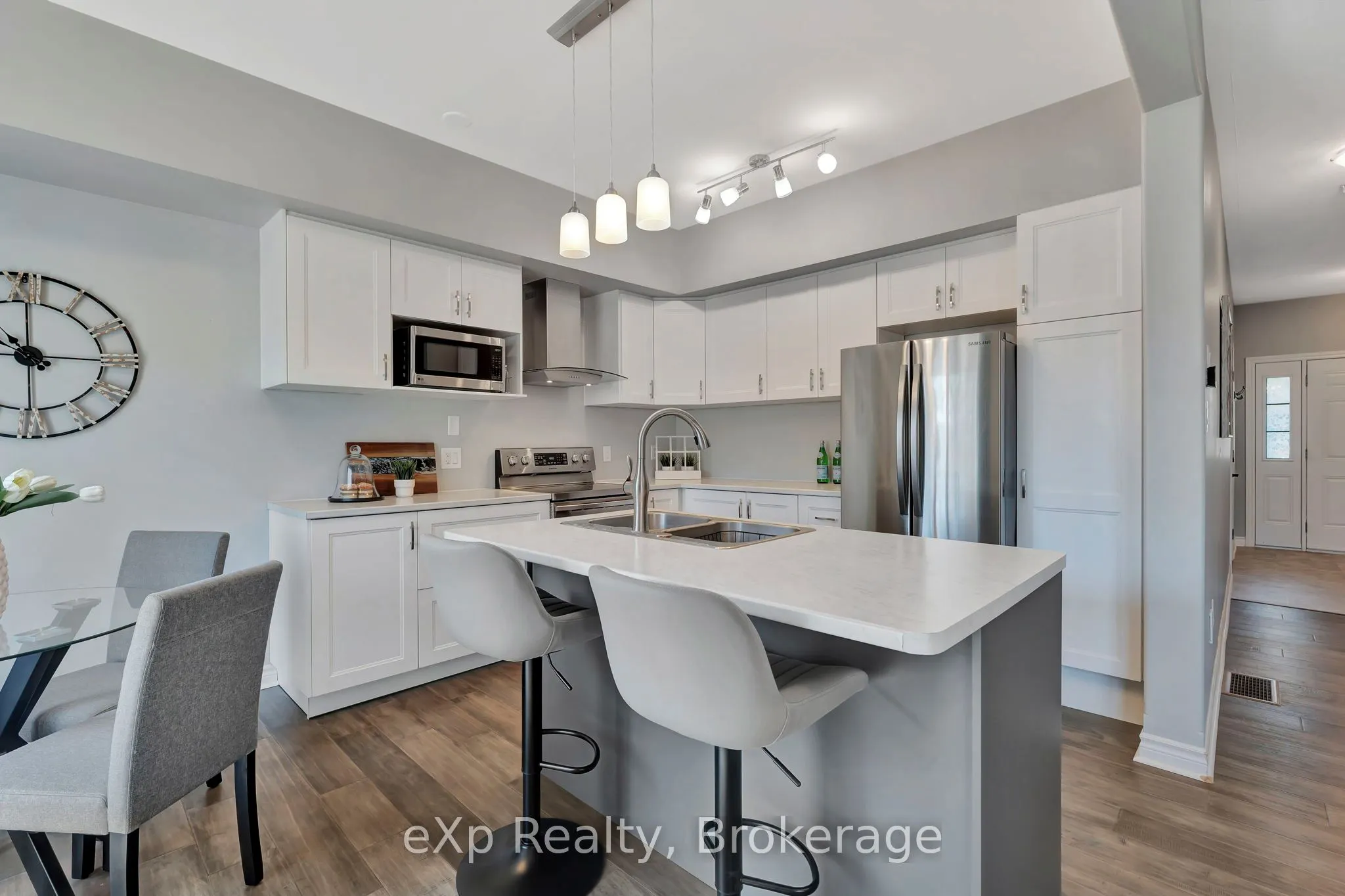 12 Brantwood Park Road, #D2