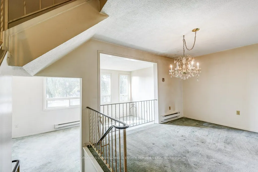 1250 Limeridge Road E, #23