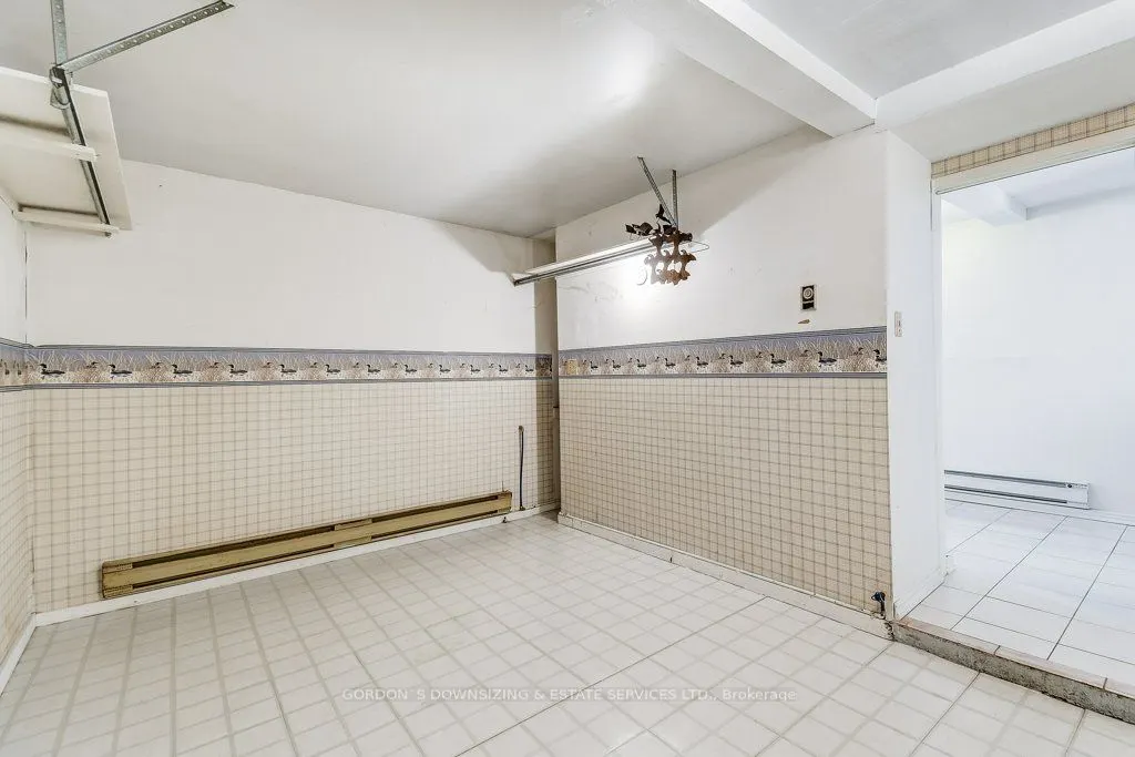 1250 Limeridge Road E, #23