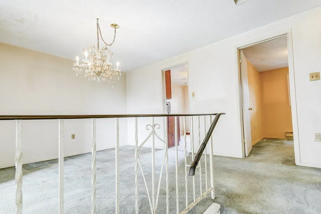 1250 Limeridge Road E, #23