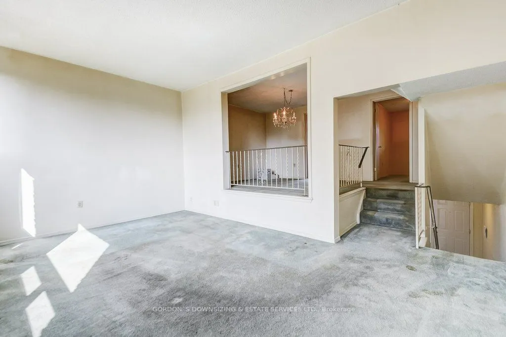 1250 Limeridge Road E, #23