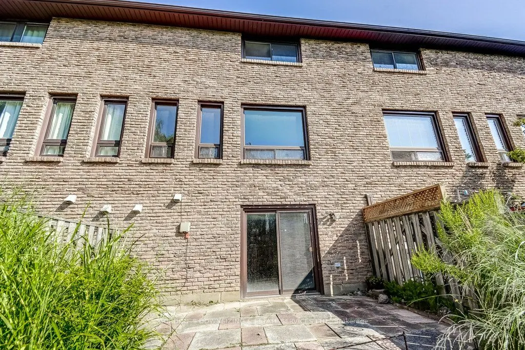 1250 Limeridge Road E, #23