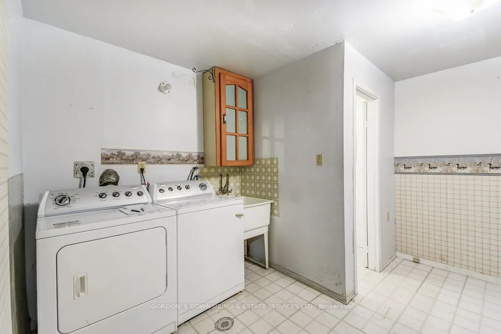 1250 Limeridge Road E, #23