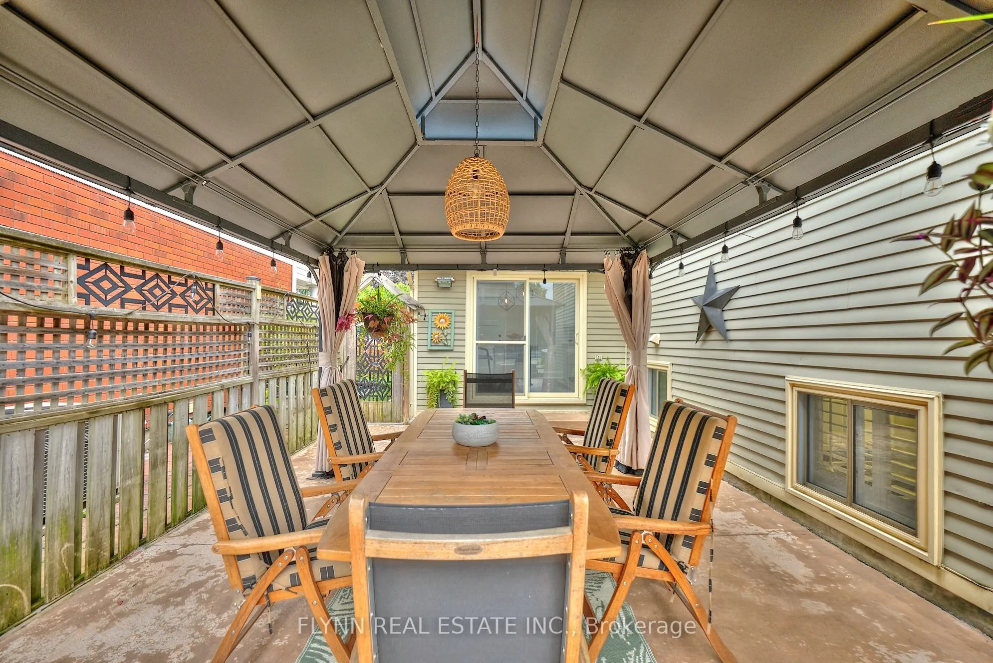3907 Cardinal Drive