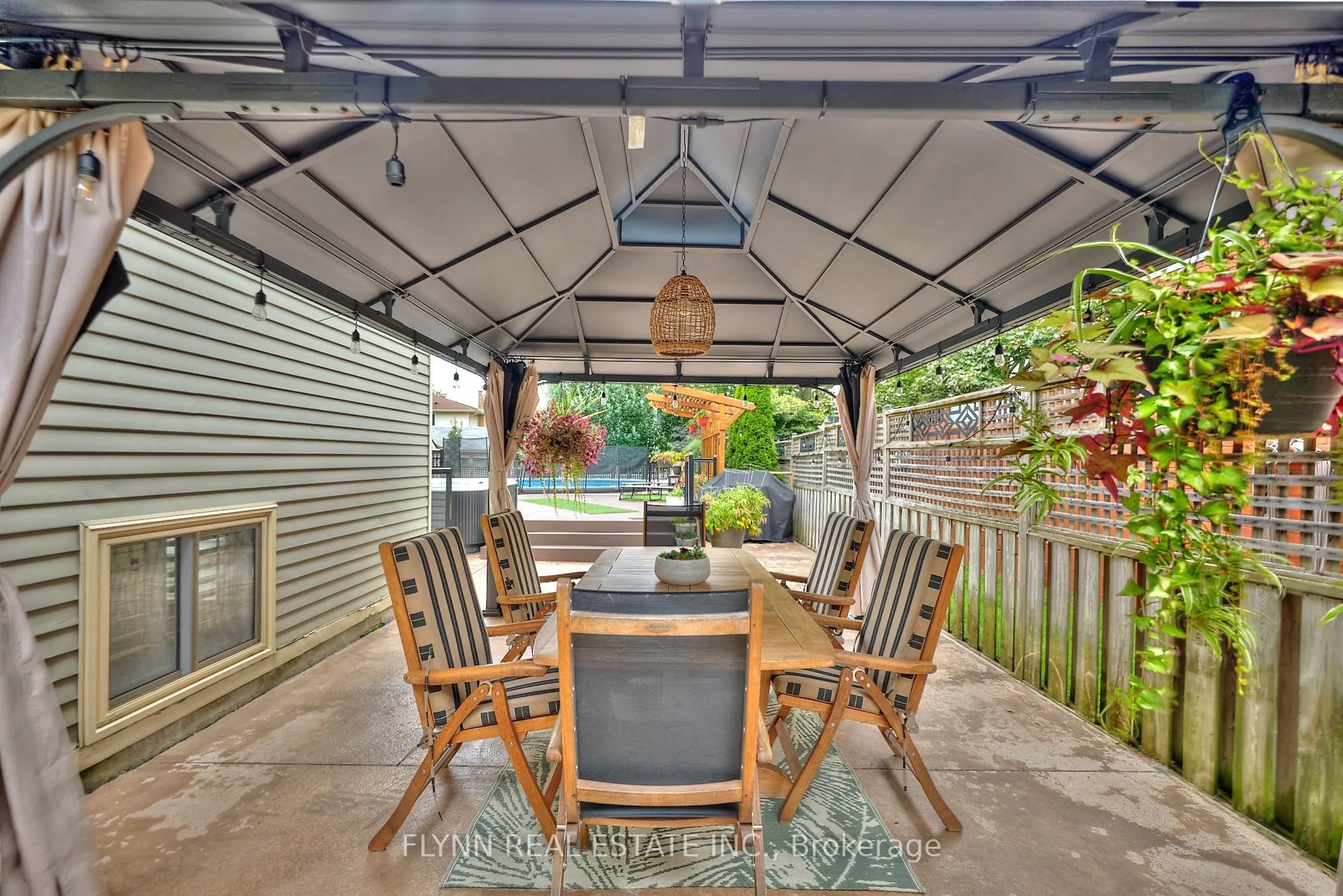 3907 Cardinal Drive