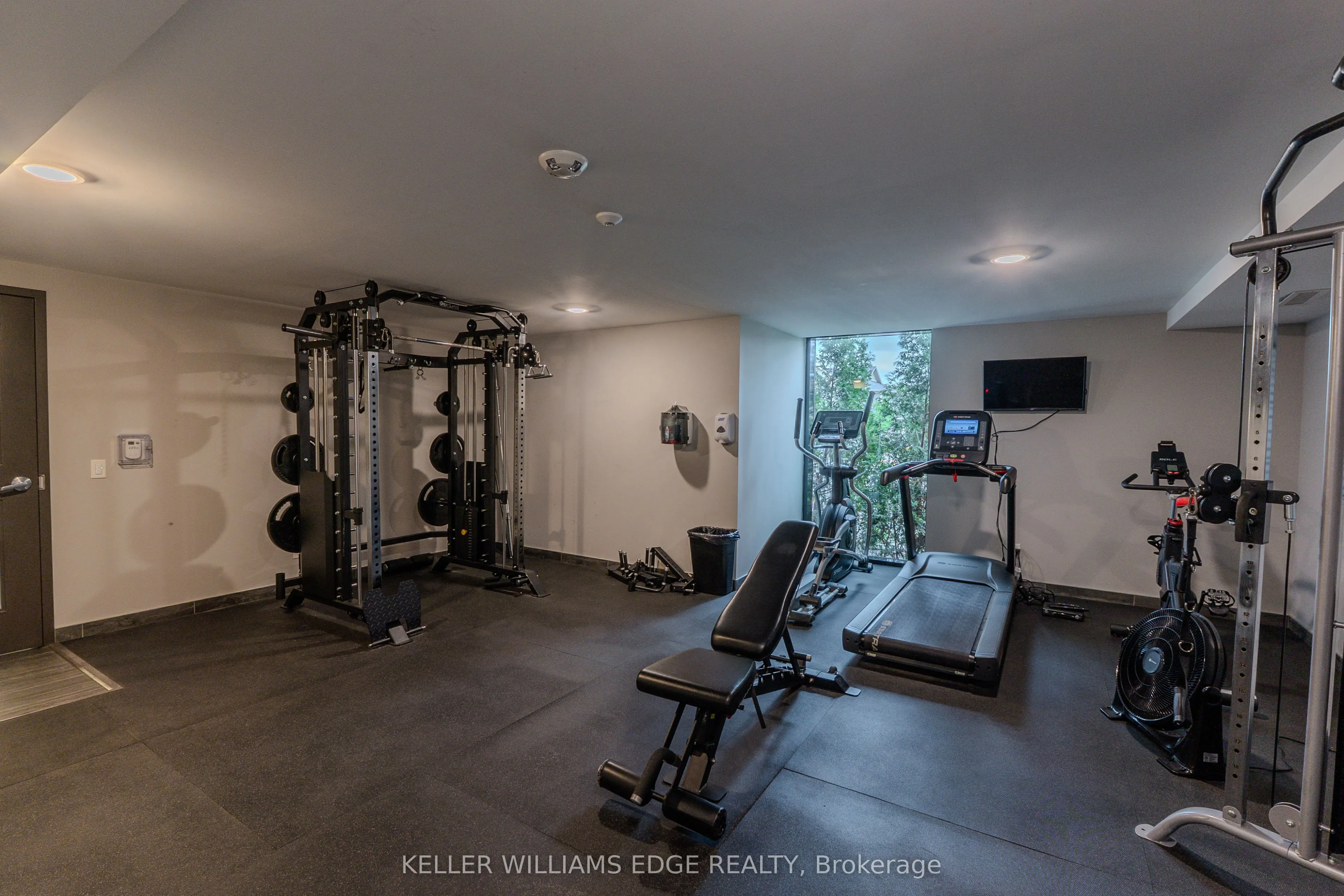 30 HAMILTON Street S, #103