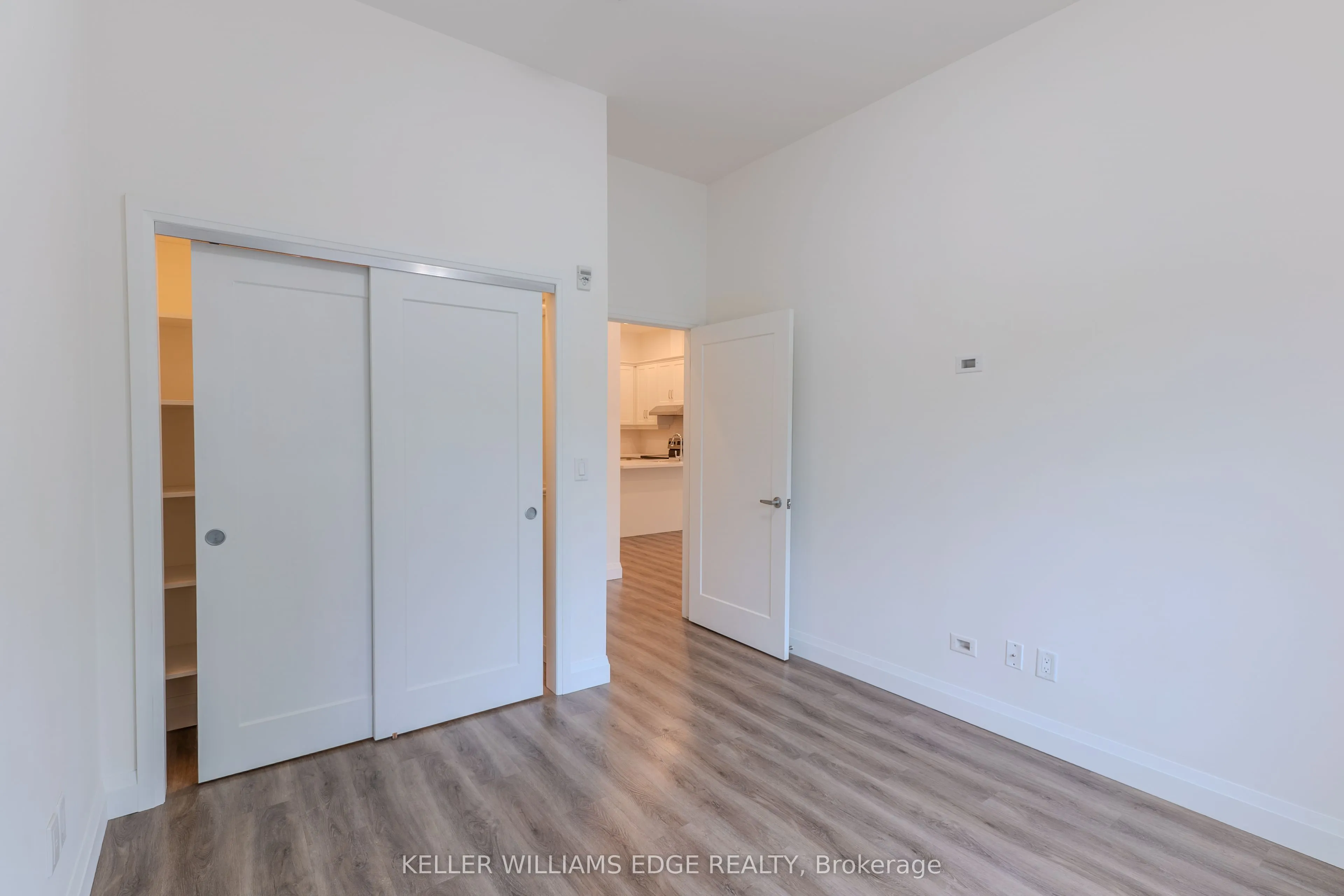 30 HAMILTON Street S, #103