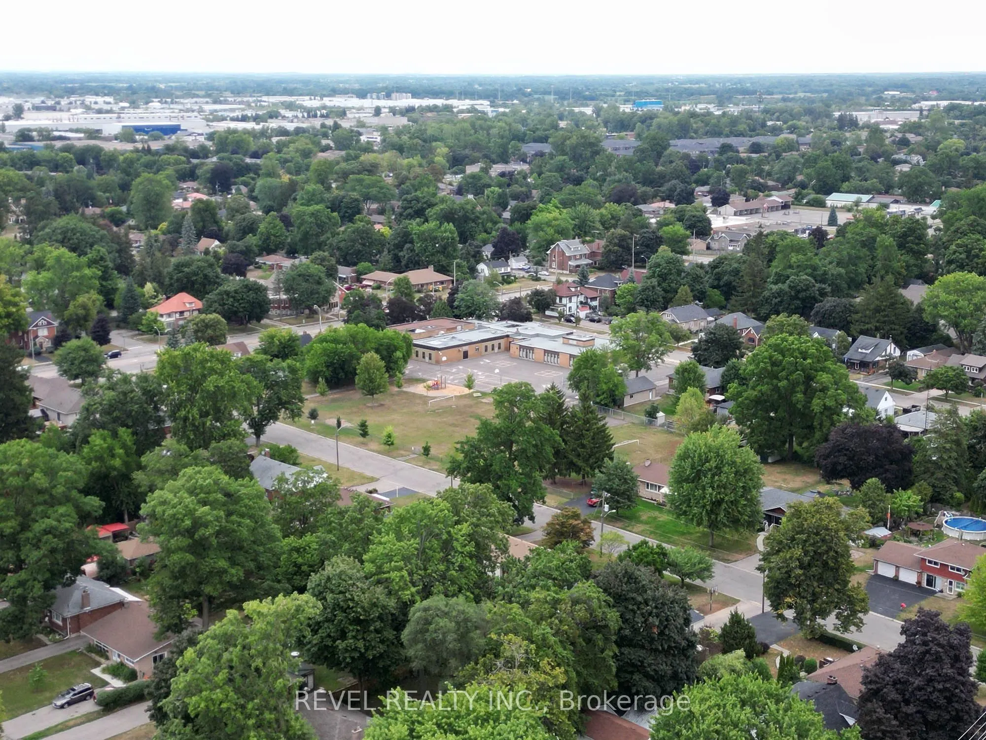 11 Glenwood Drive
