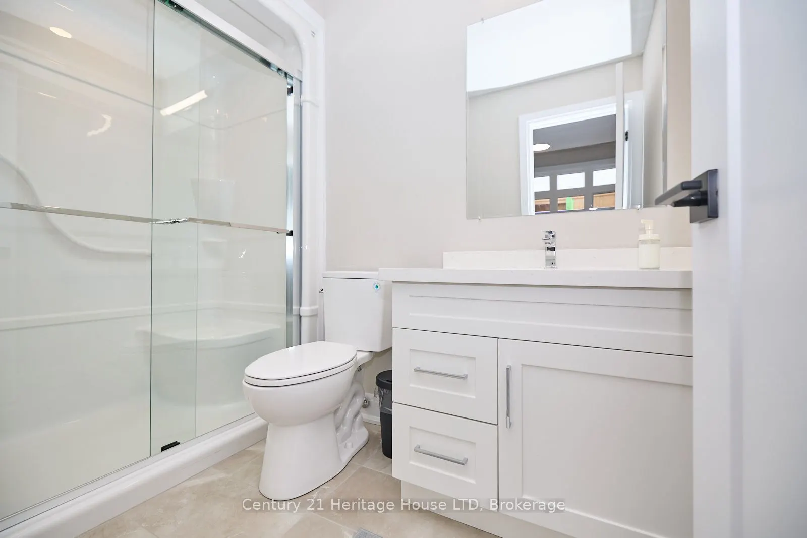 292 Vine Street, #83