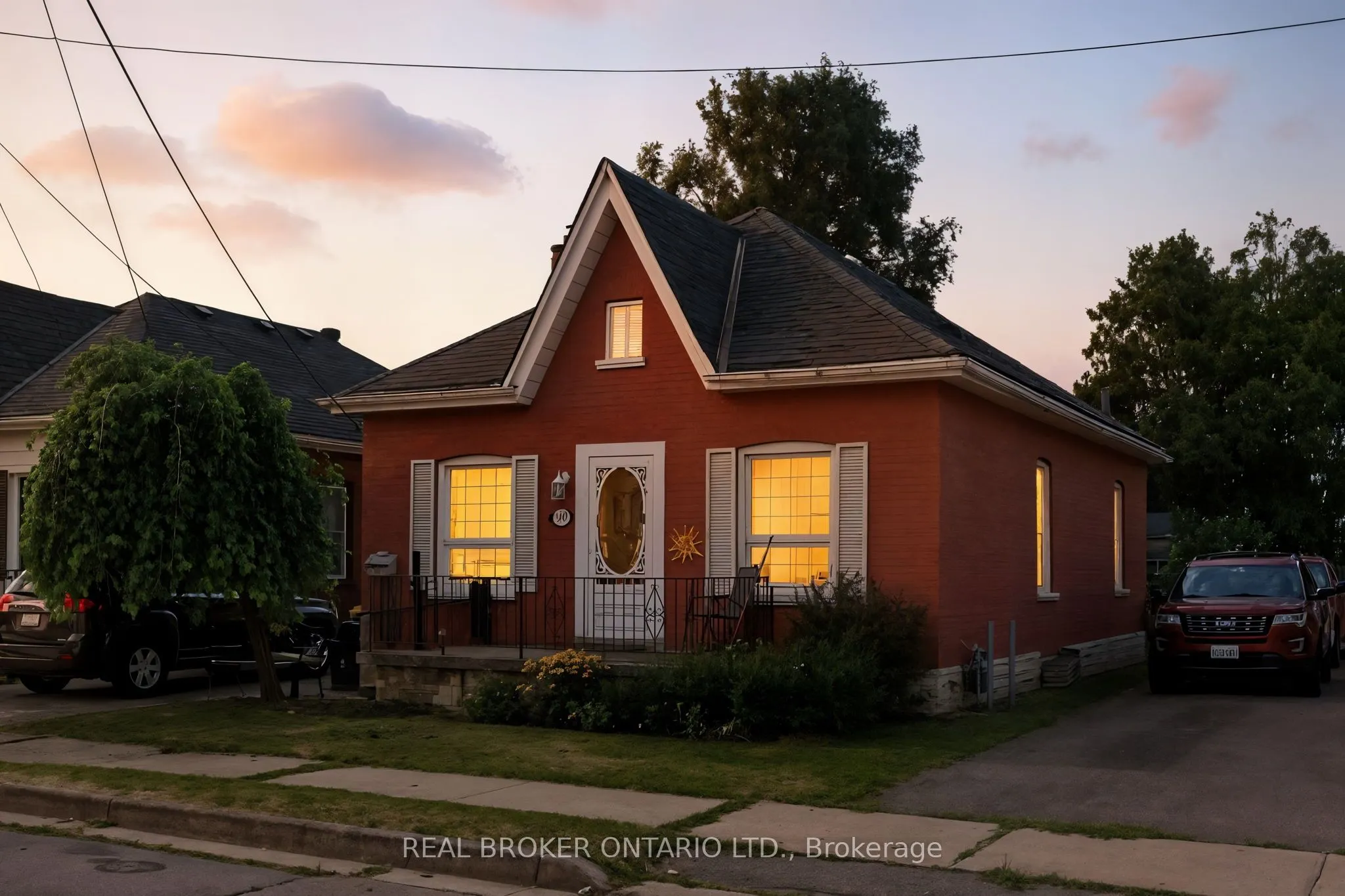 96 Aberdeen Avenue