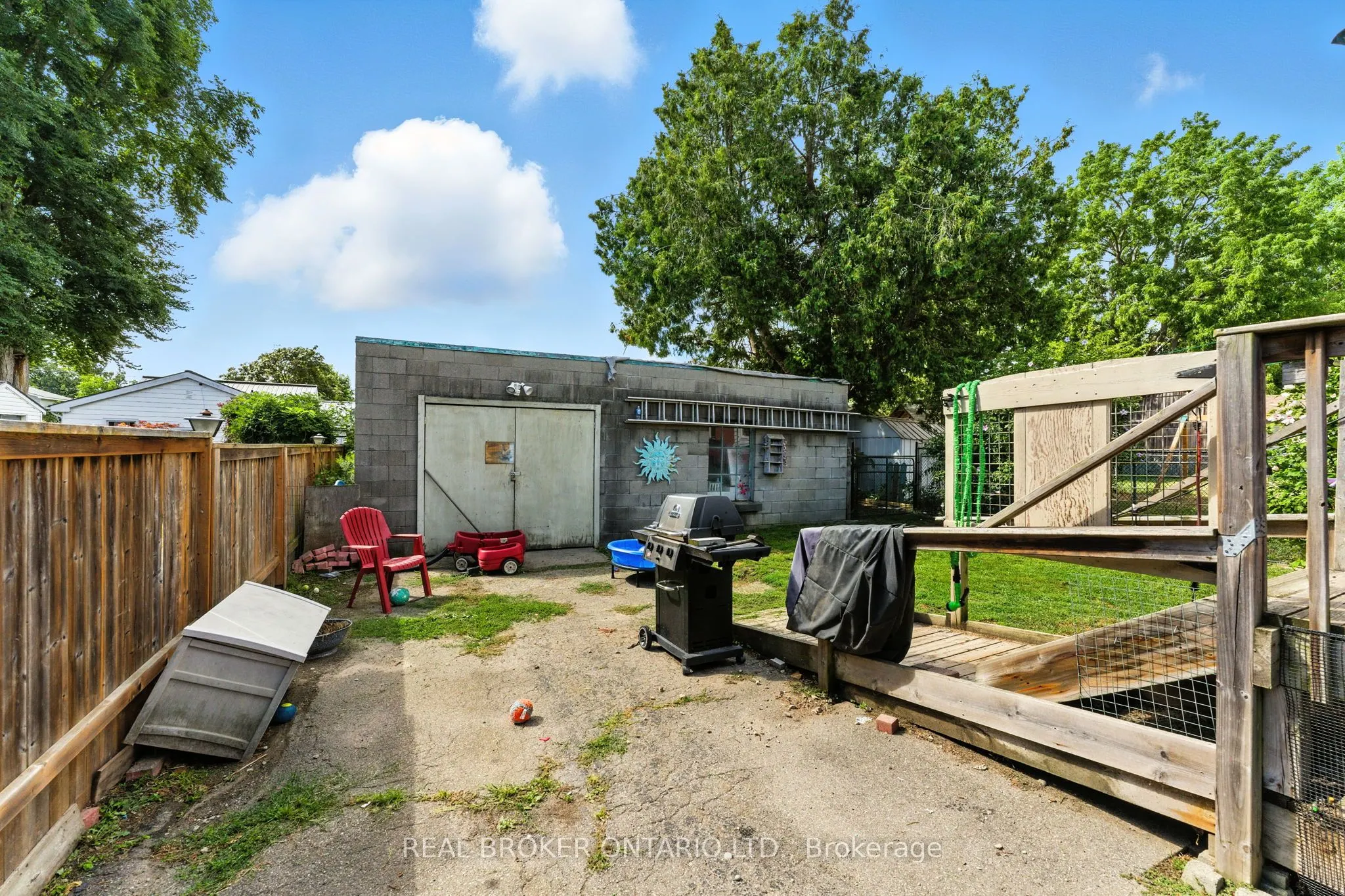96 Aberdeen Avenue