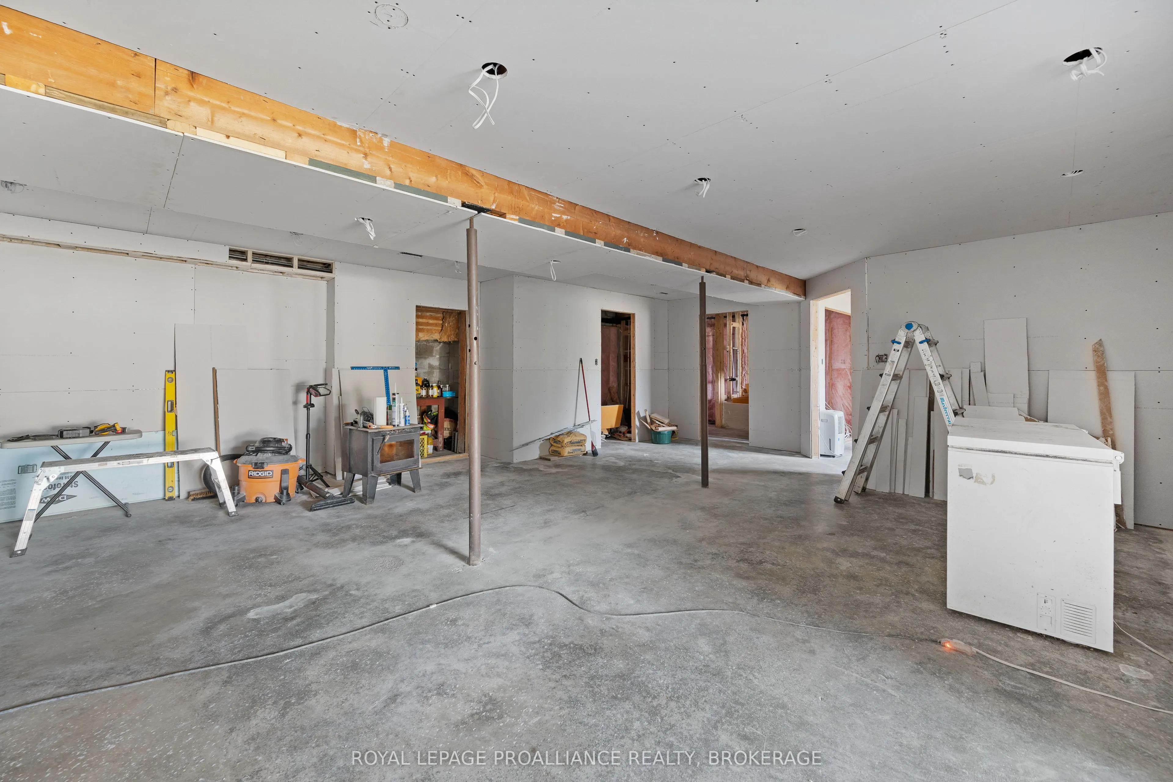 658 County Road 1 E