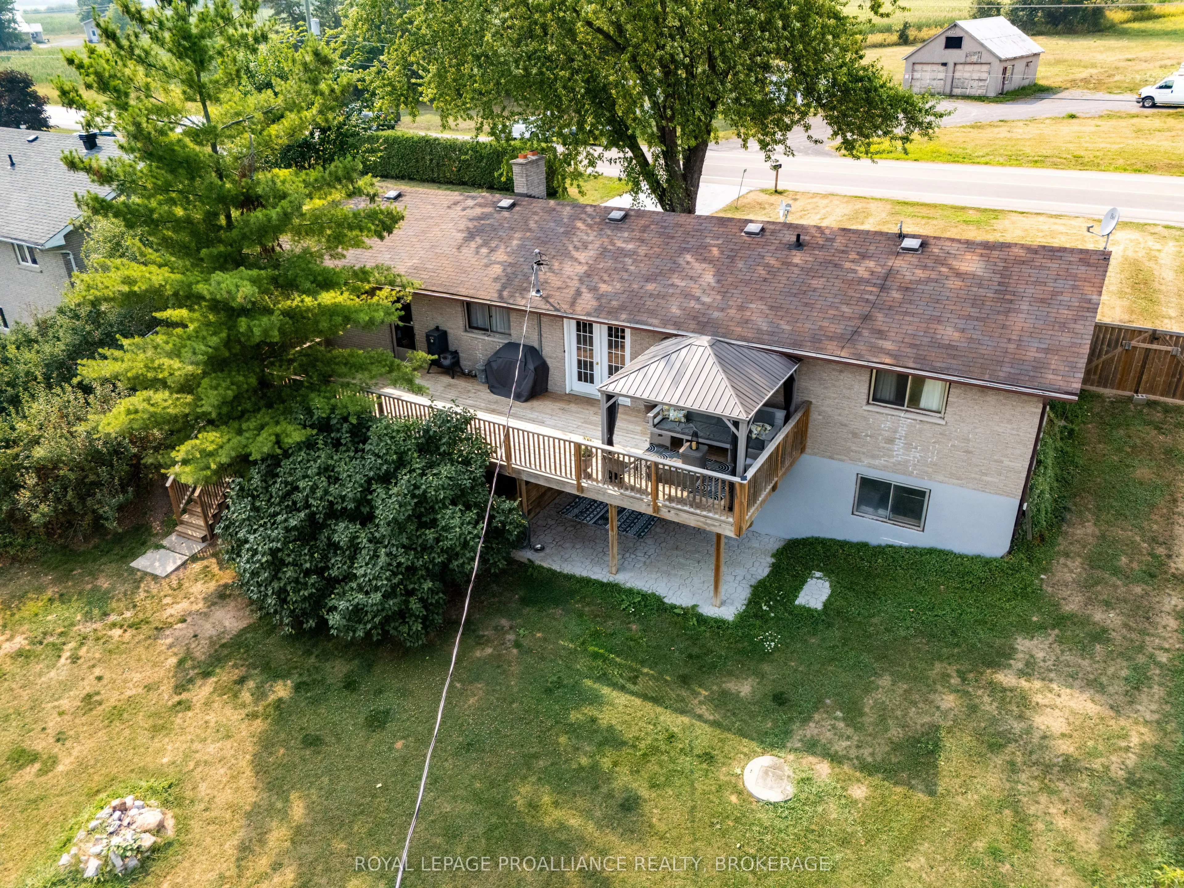 658 County Road 1 E