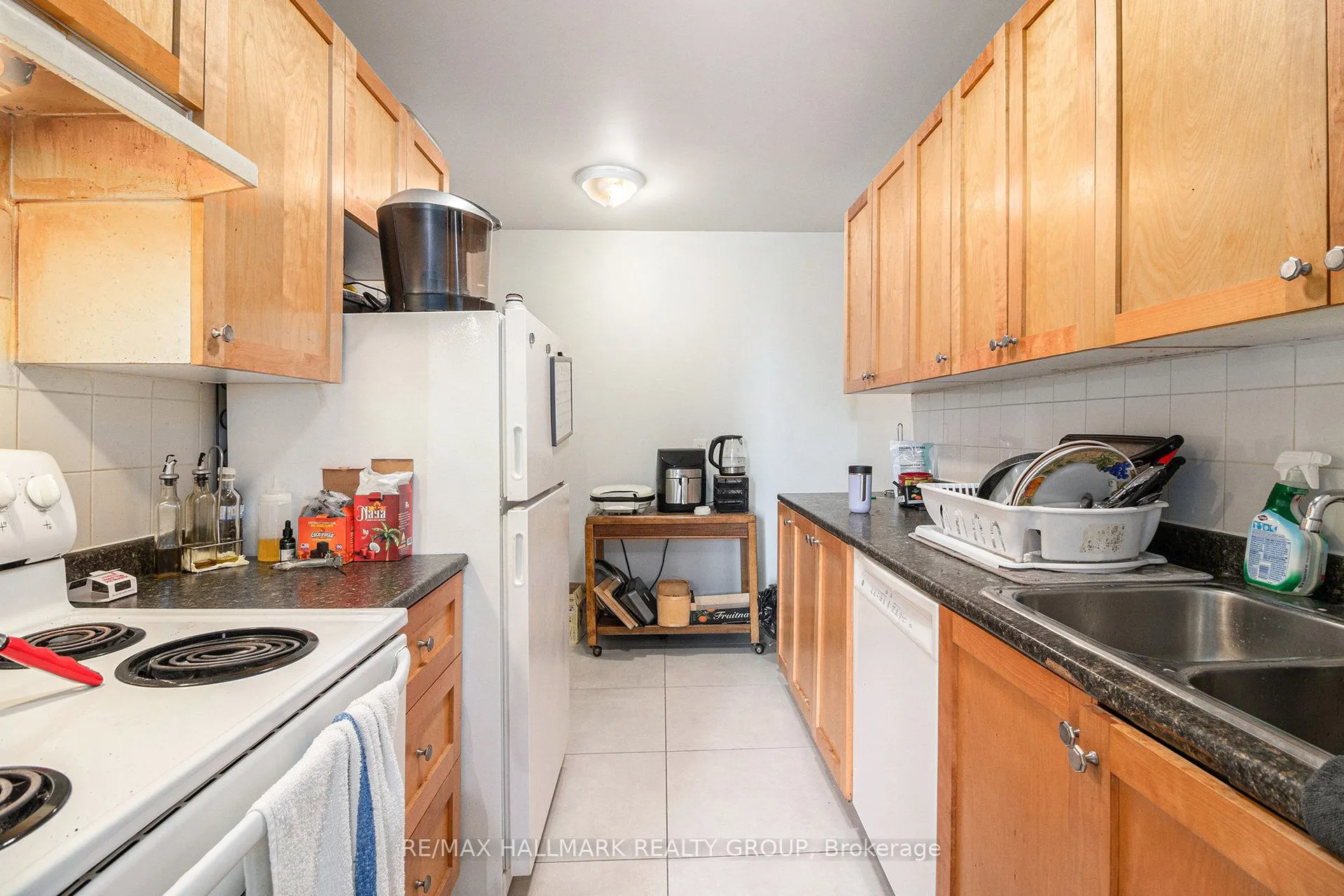 2020 Jasmine Crescent, #407