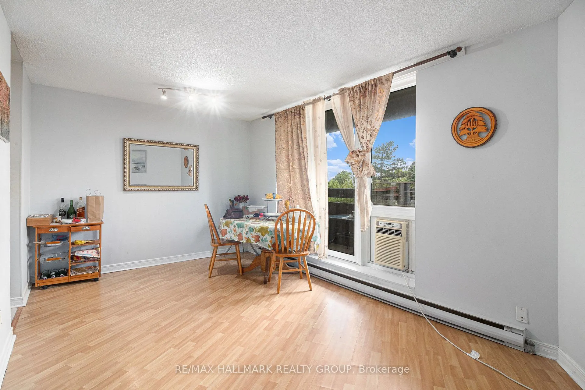2020 Jasmine Crescent, #407