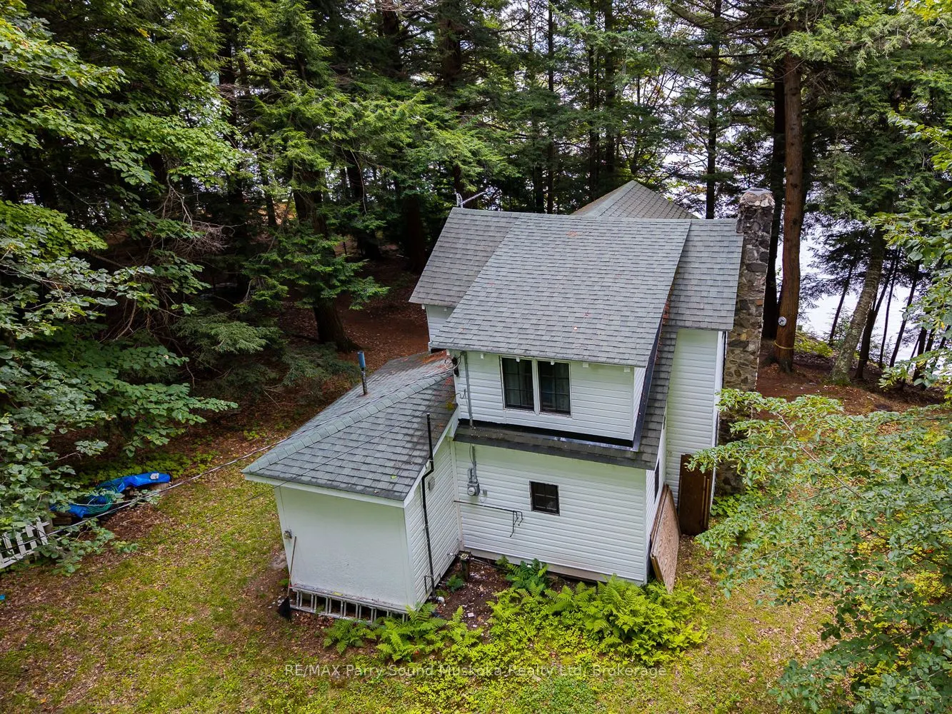 897 897172 WA Horseshoe Lake