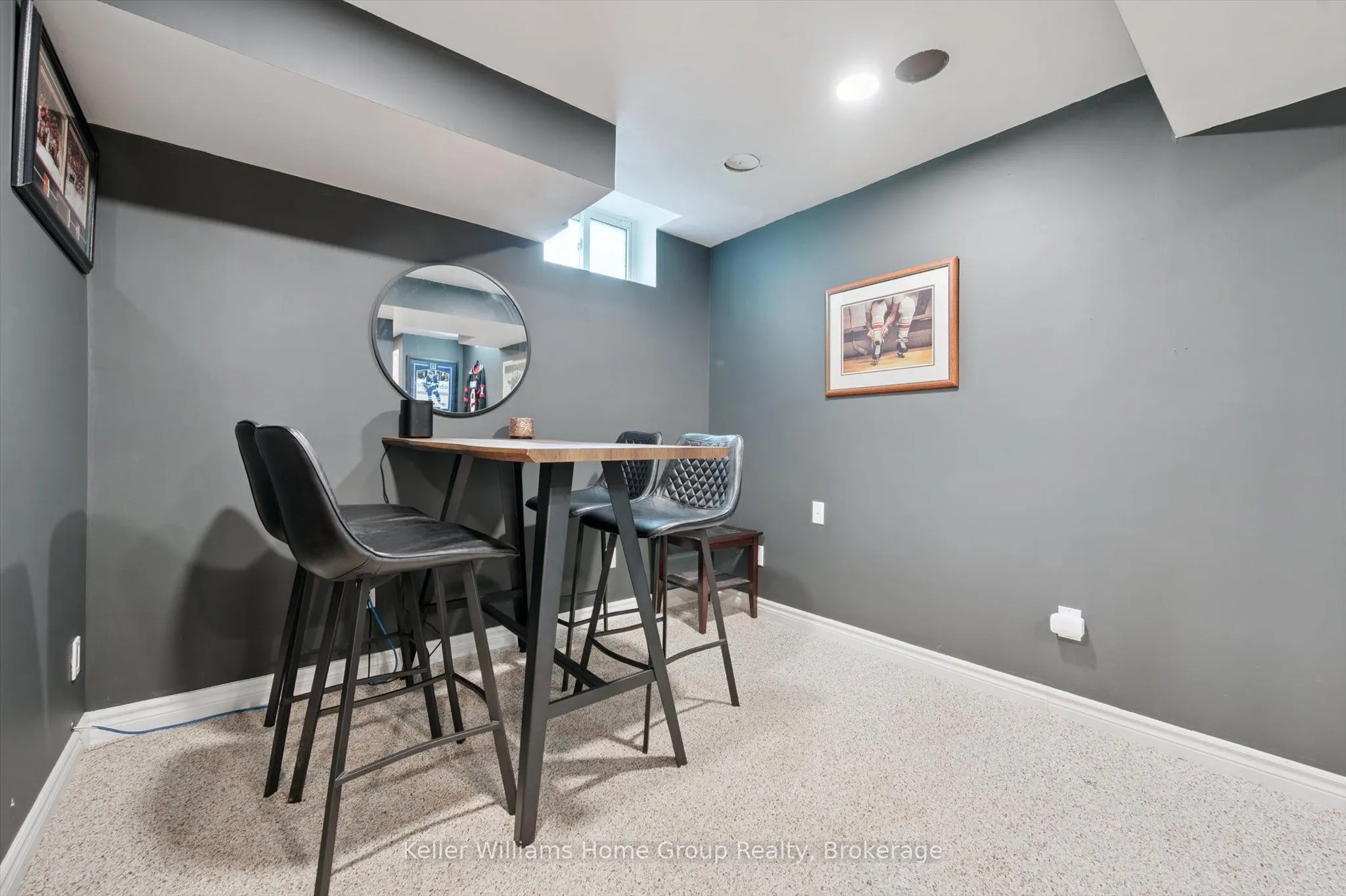 434 Black Street