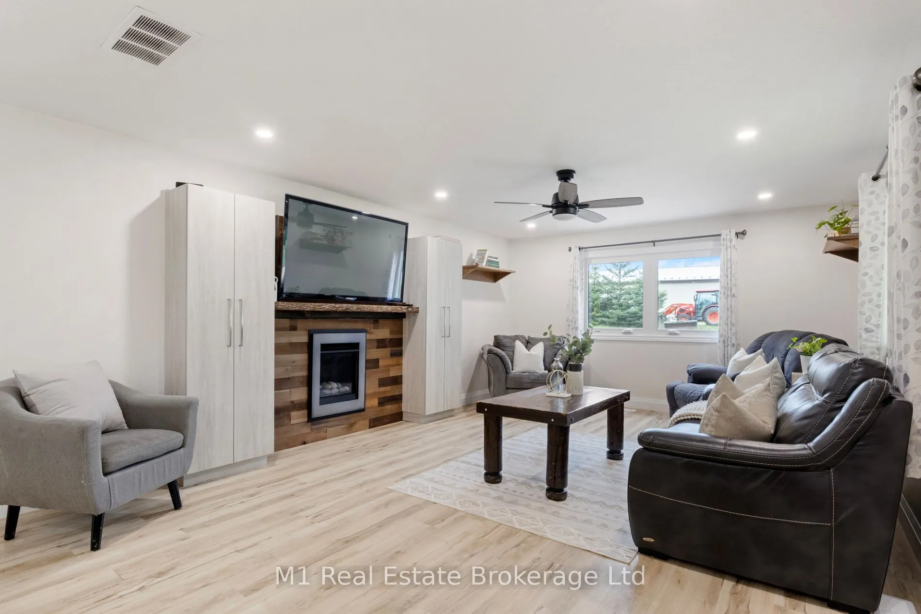 58 2nd Avenue