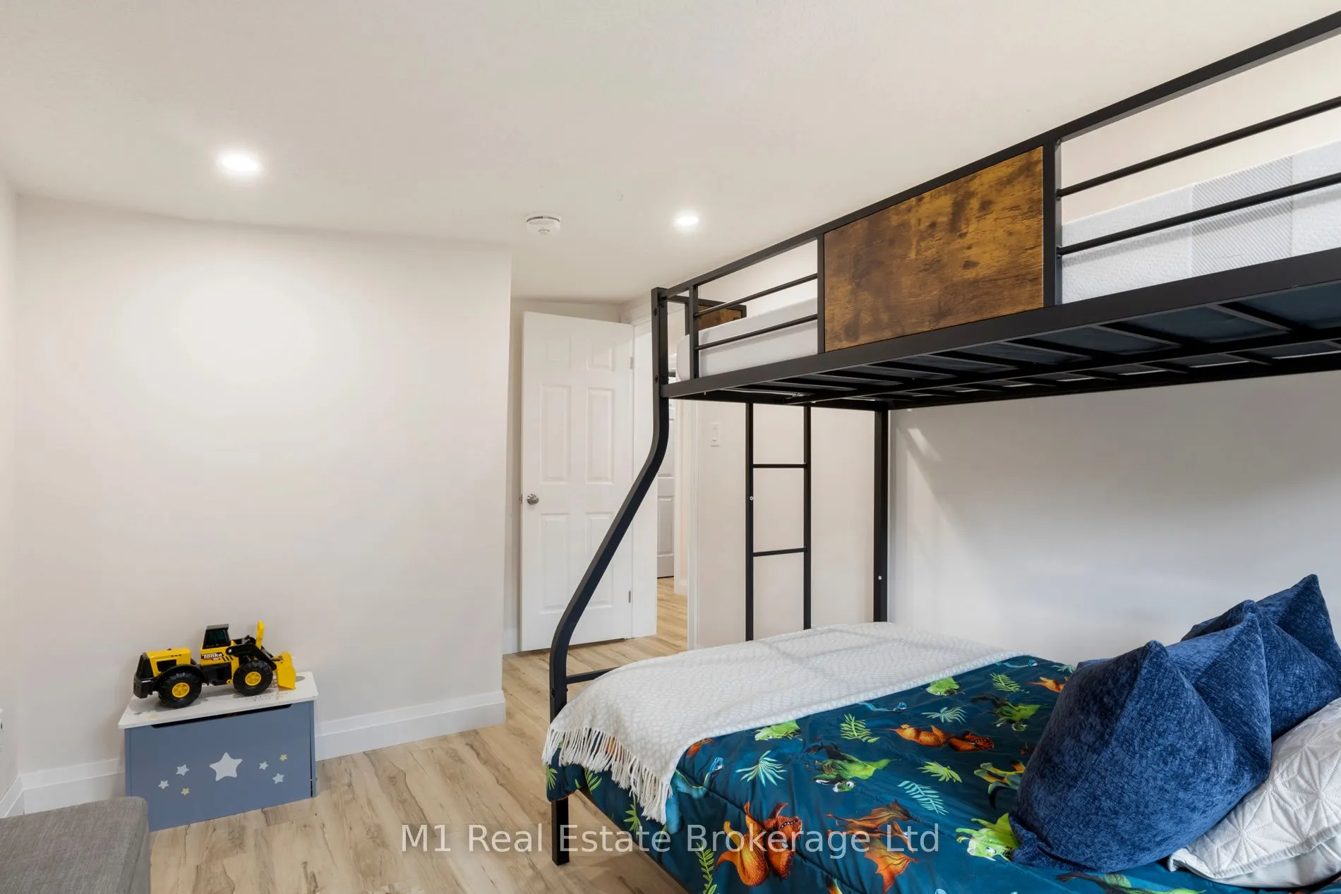 58 2nd Avenue