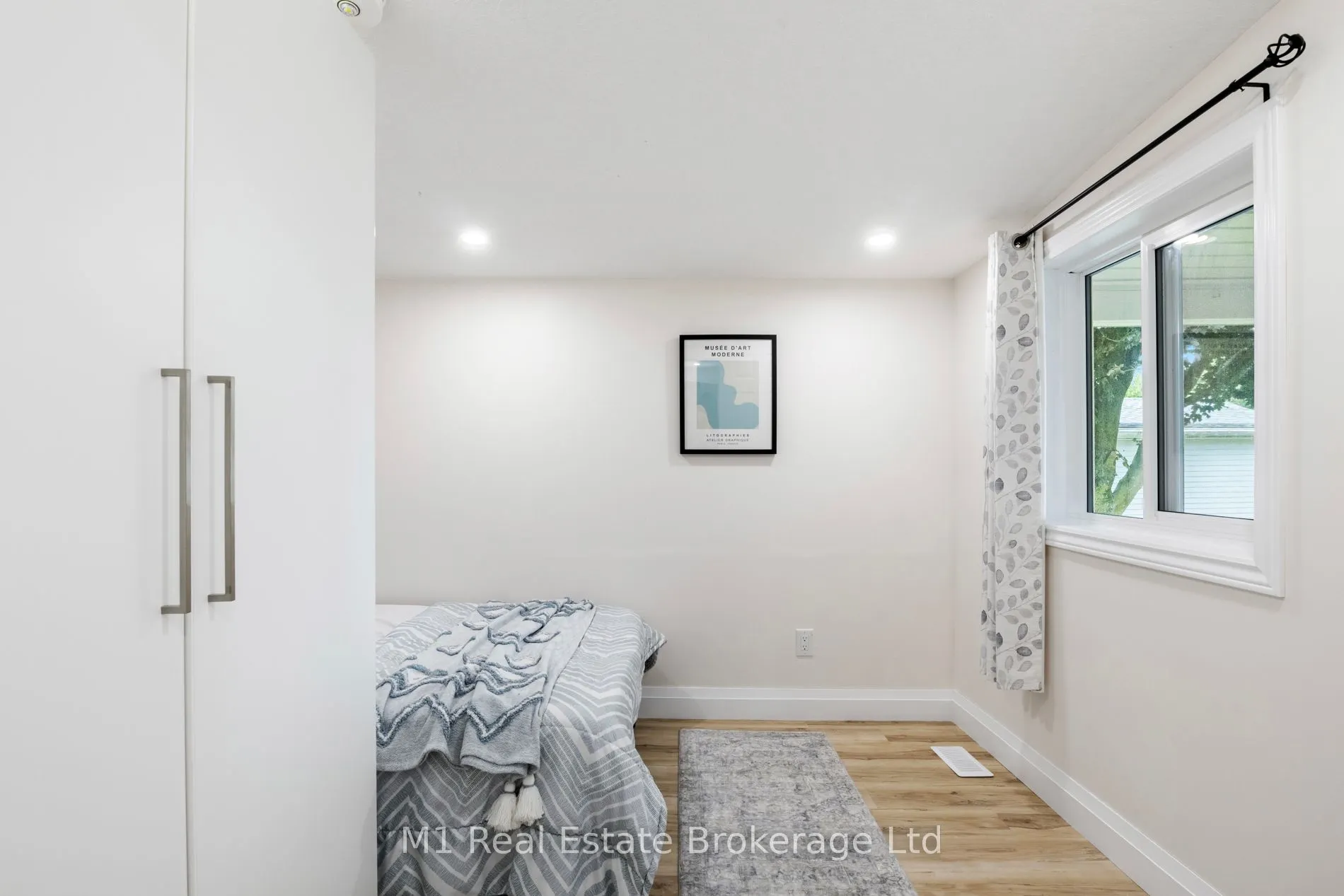 58 2nd Avenue