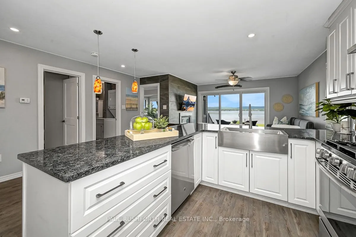 728 Bayview Drive