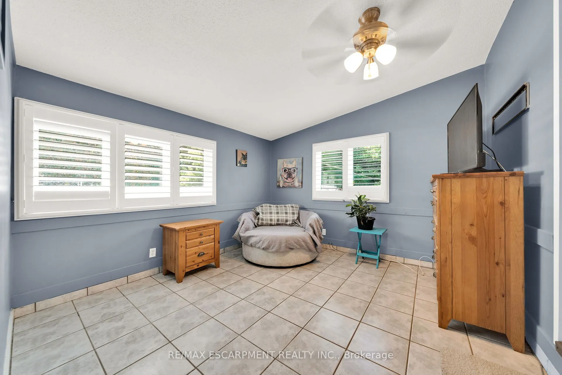 226 Carluke Road E
