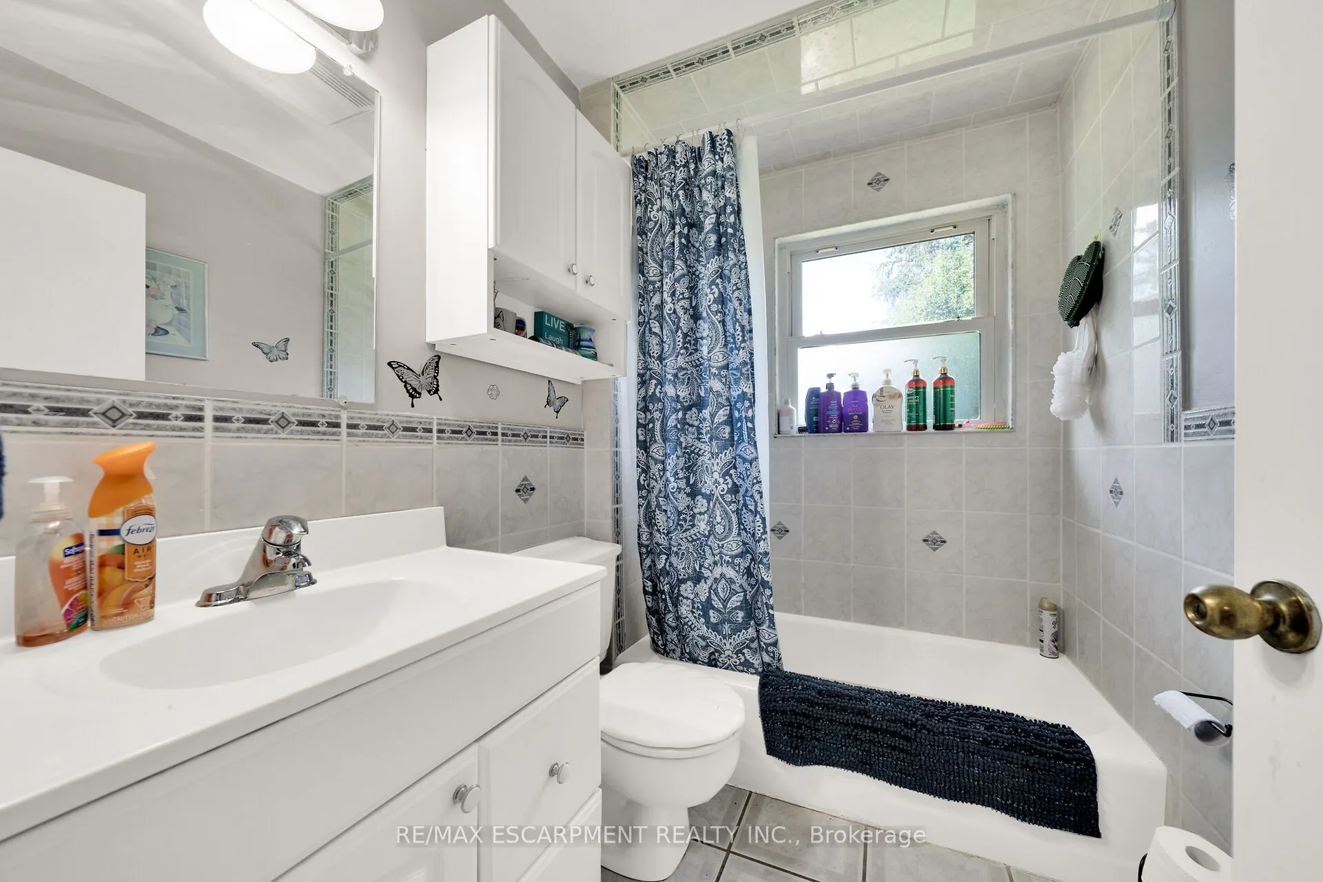 226 Carluke Road E