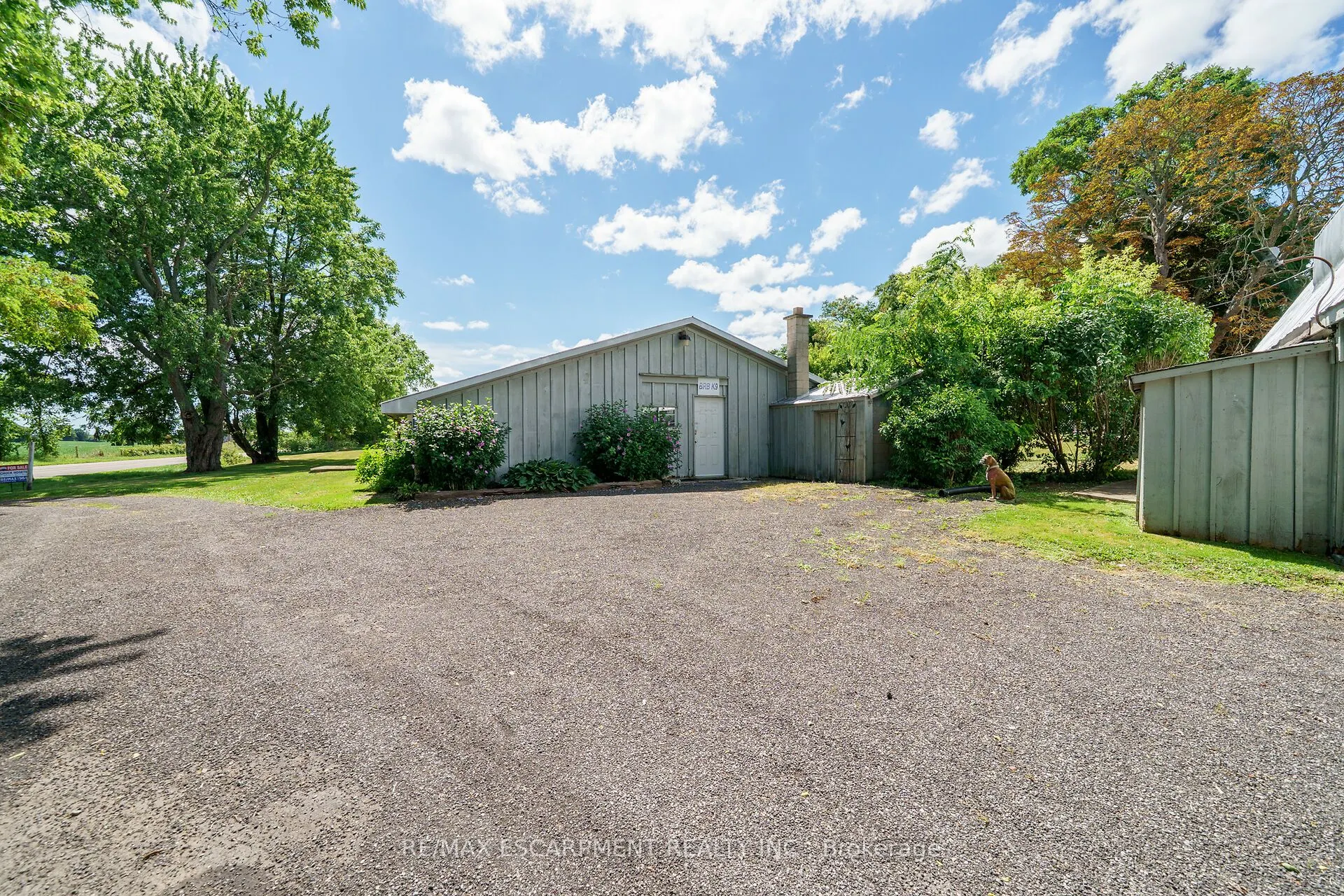 226 Carluke Road E