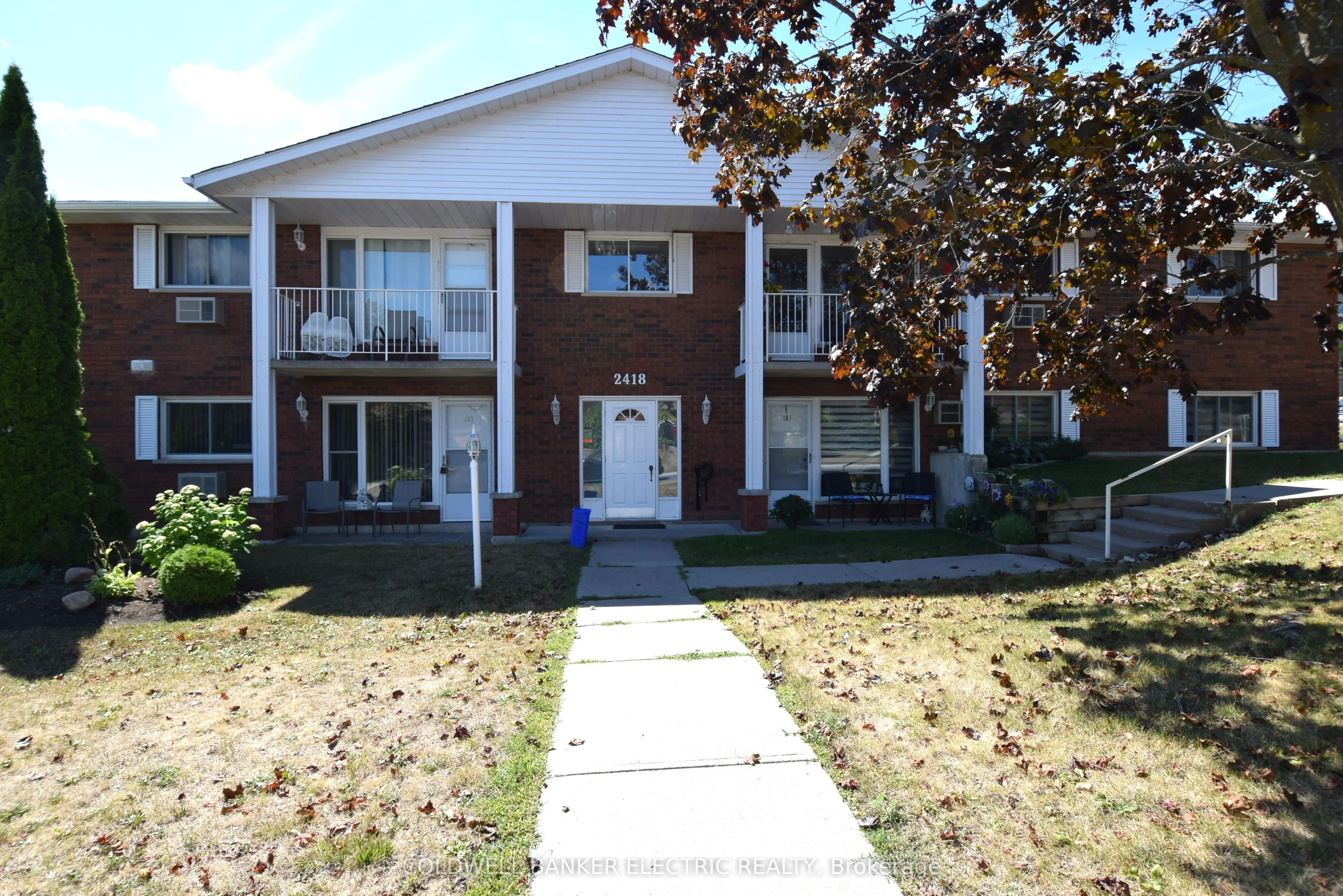 2418 Mountland Drive, #104