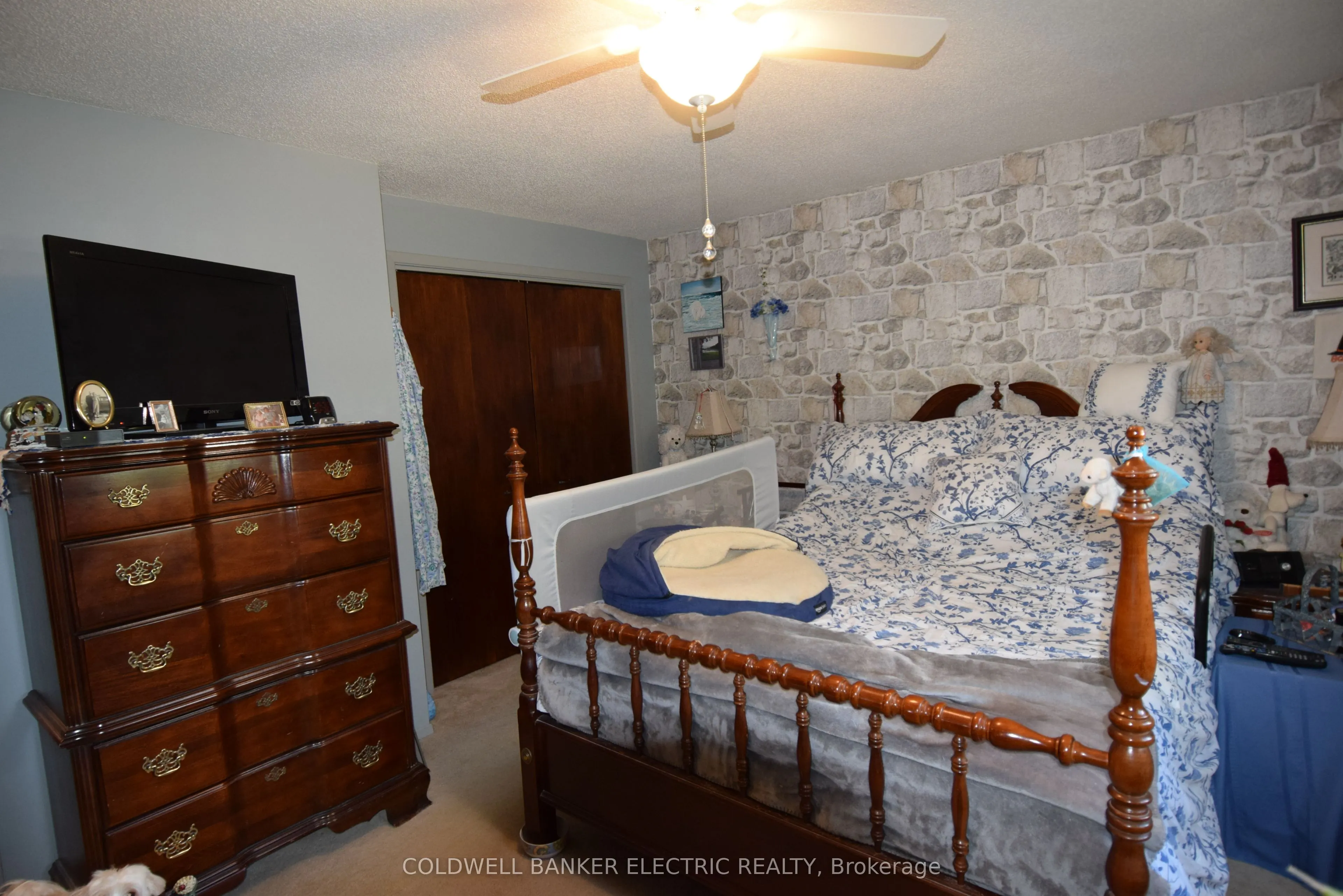 2418 Mountland Drive, #104