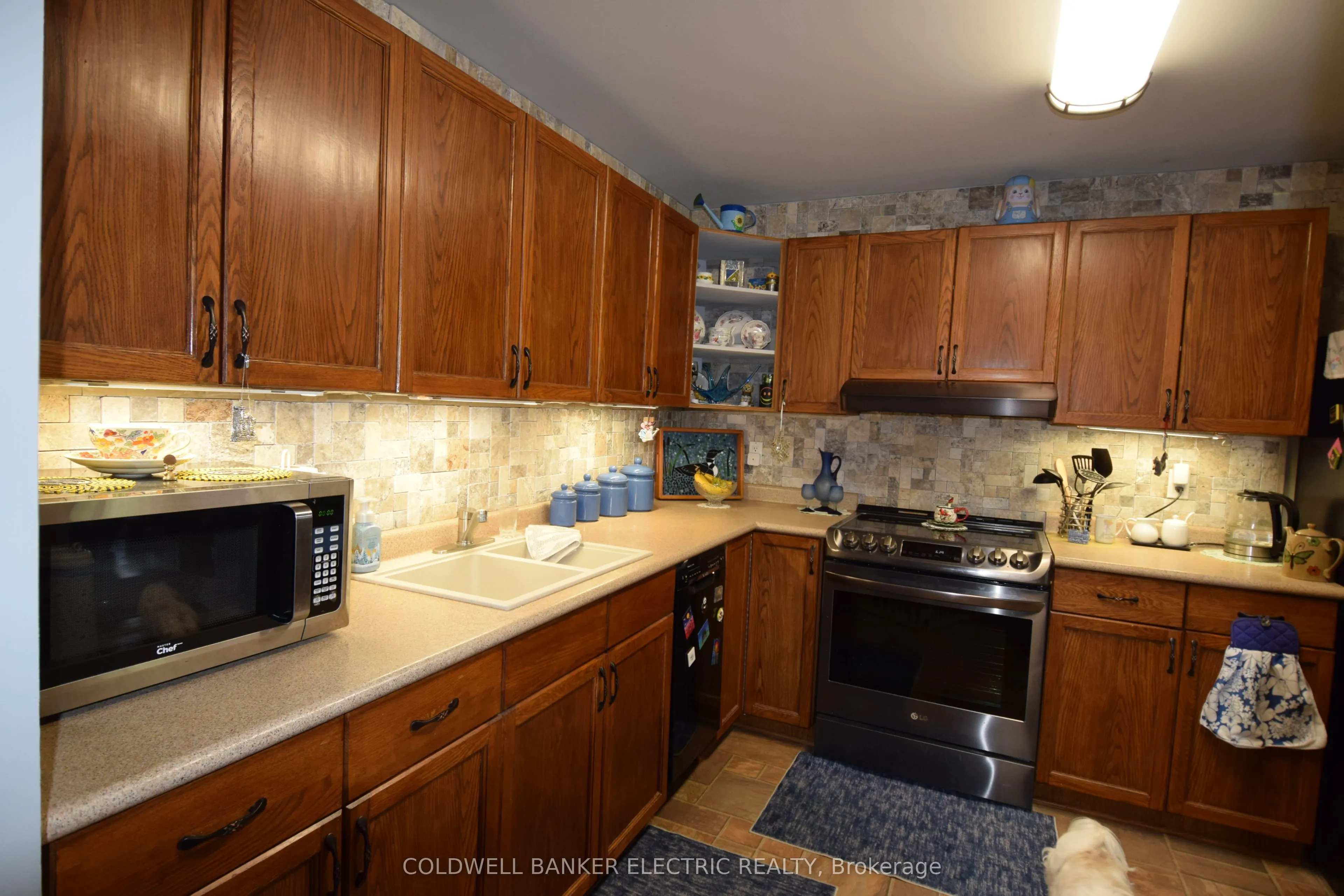 2418 Mountland Drive, #104