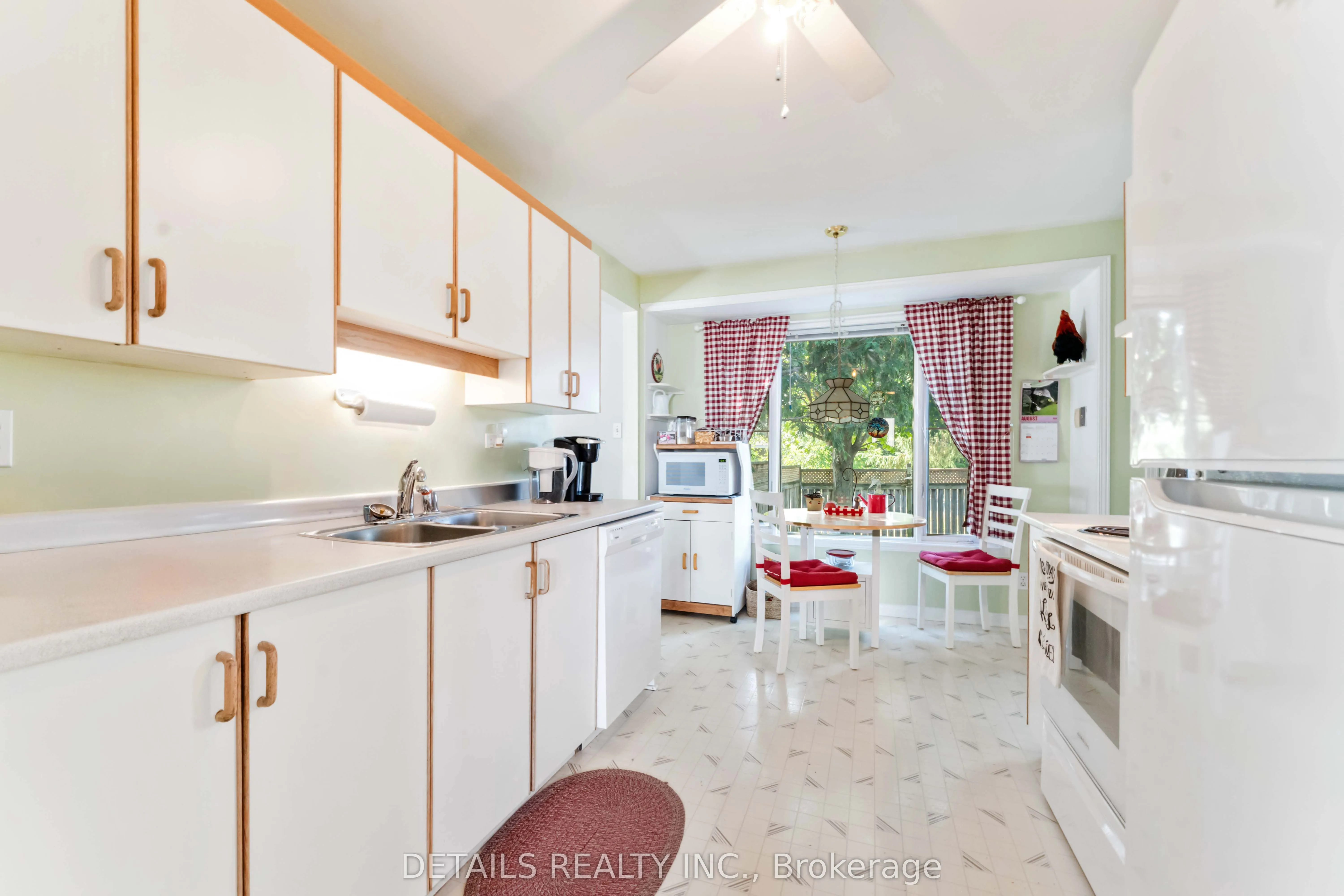 12 Henry Goulburn Way