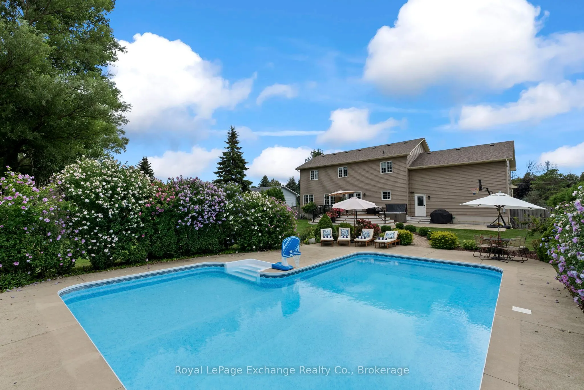 985 Heritage Drive