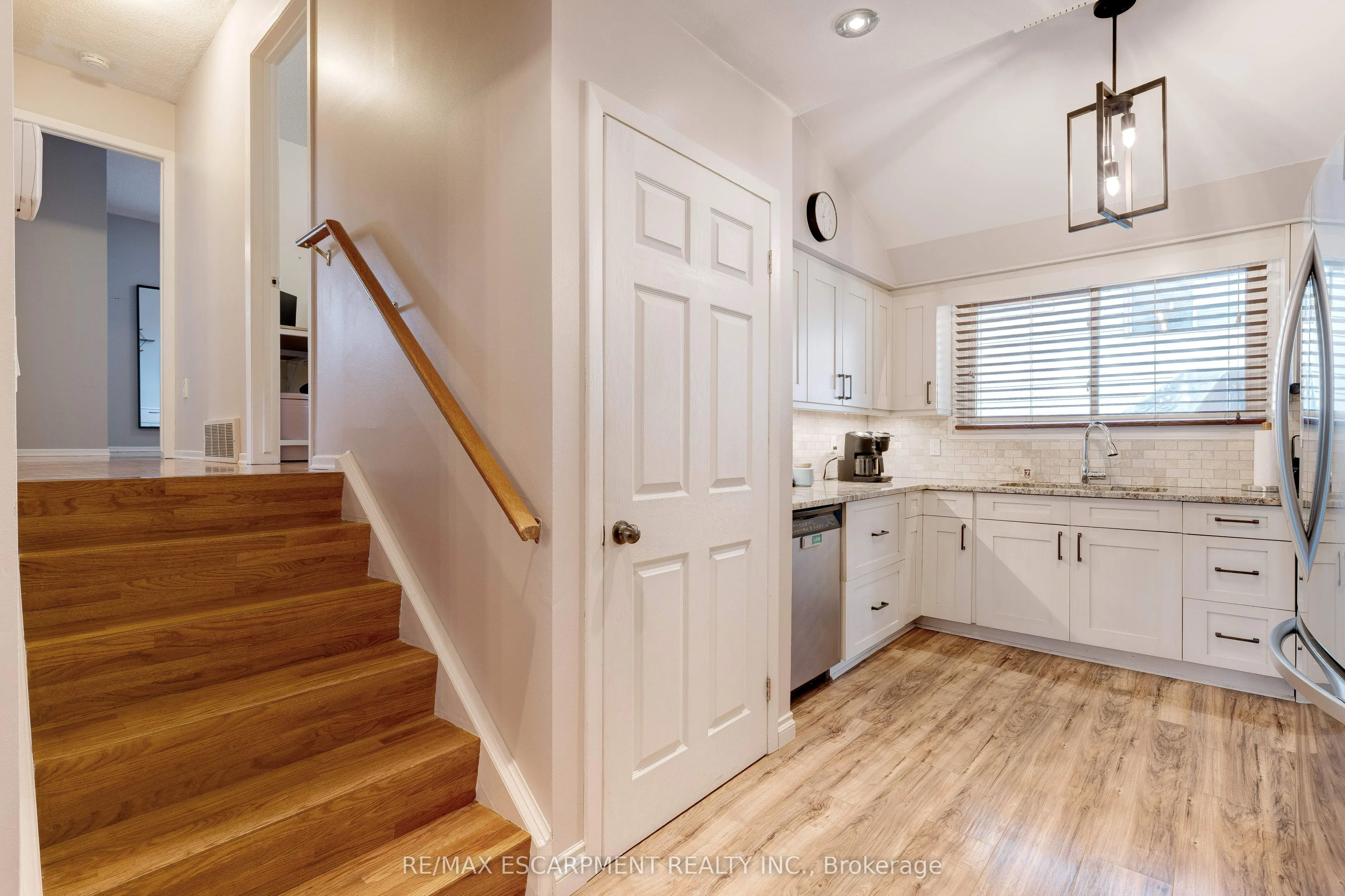 26 Madoc Street