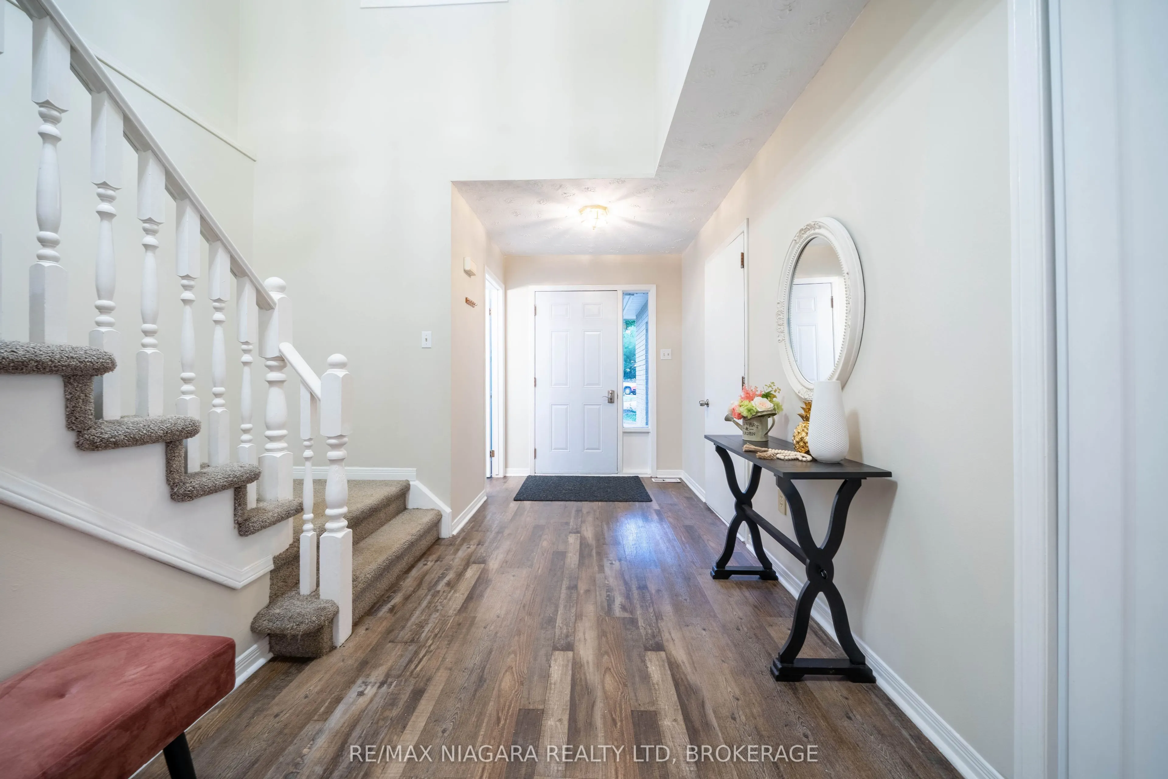 36 BAXTER Crescent