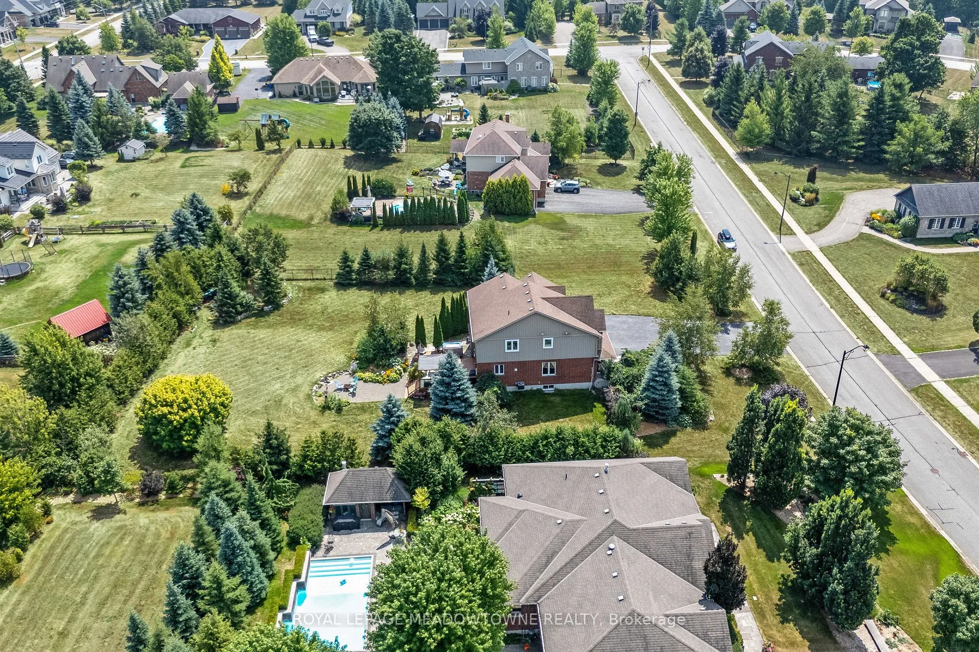 26 Island Lake Road
