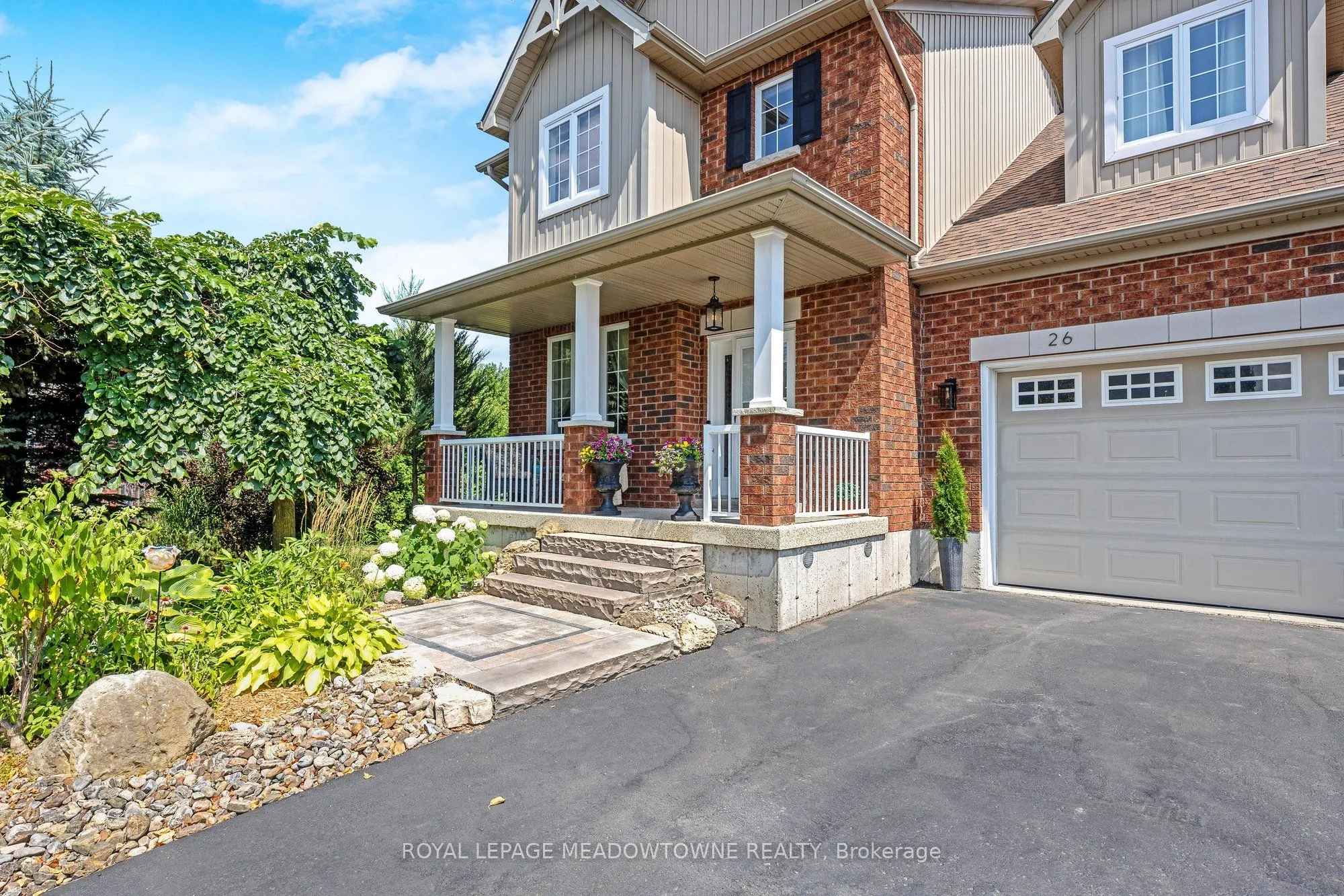 26 Island Lake Road
