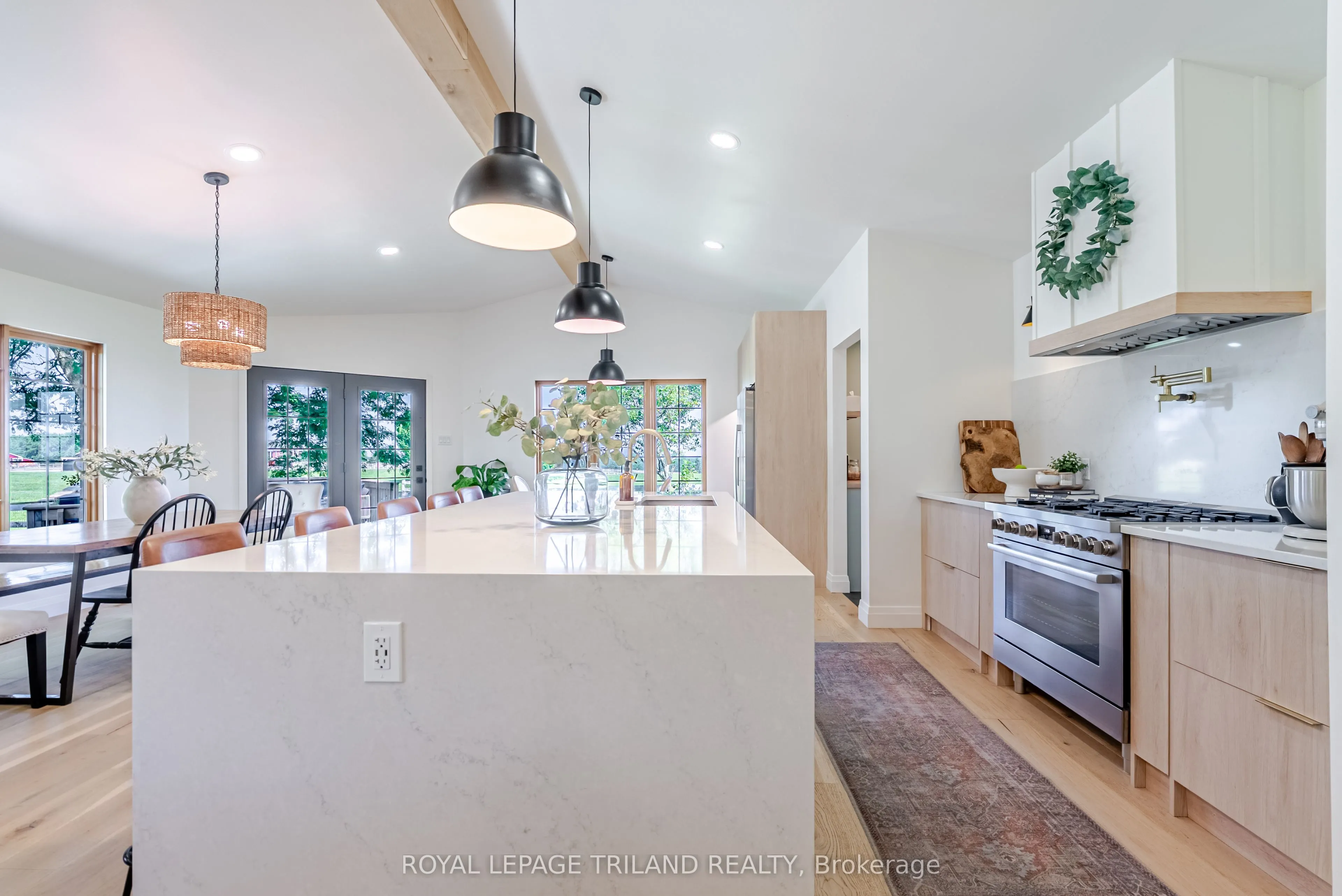 3921 Elgin Road