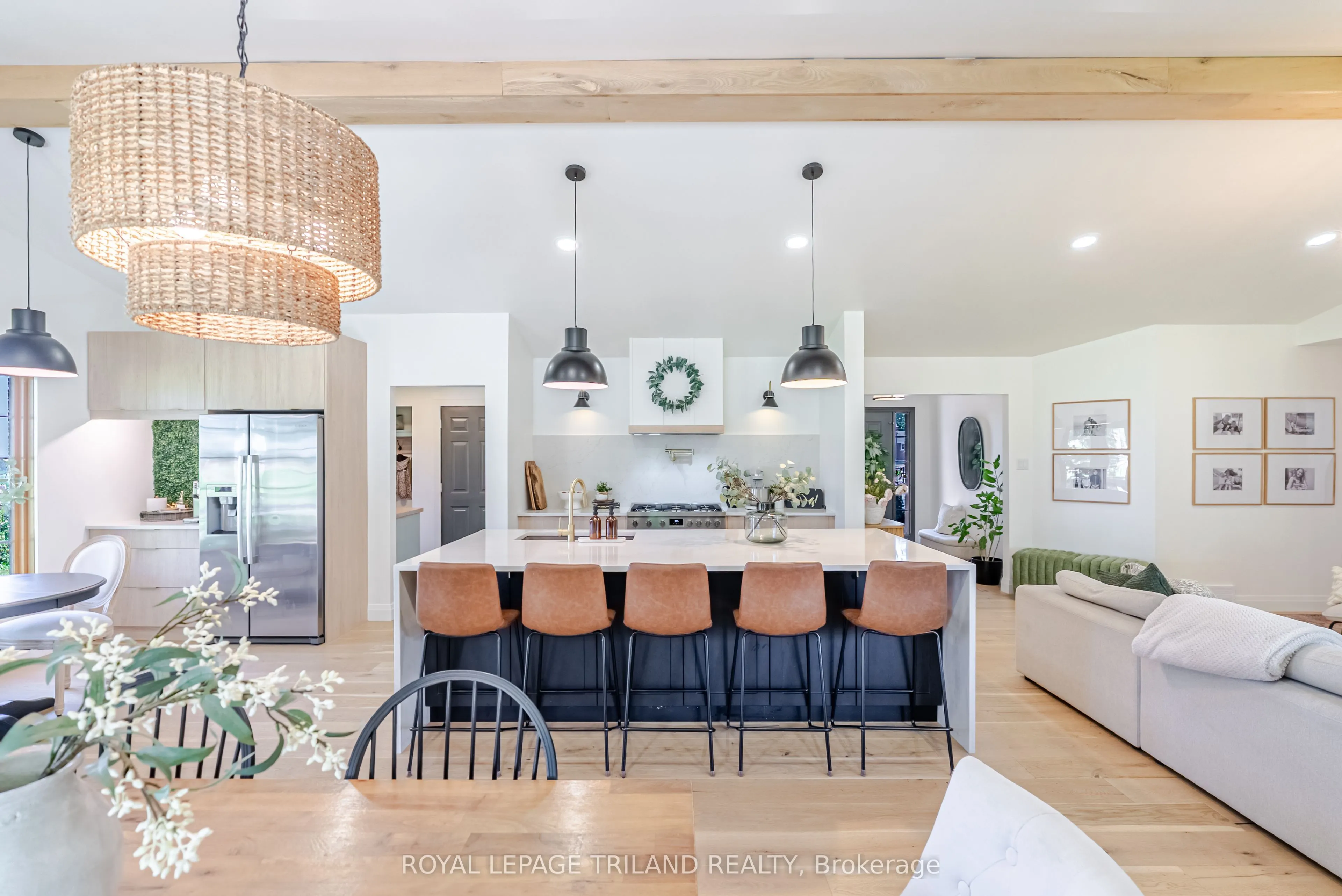 3921 Elgin Road