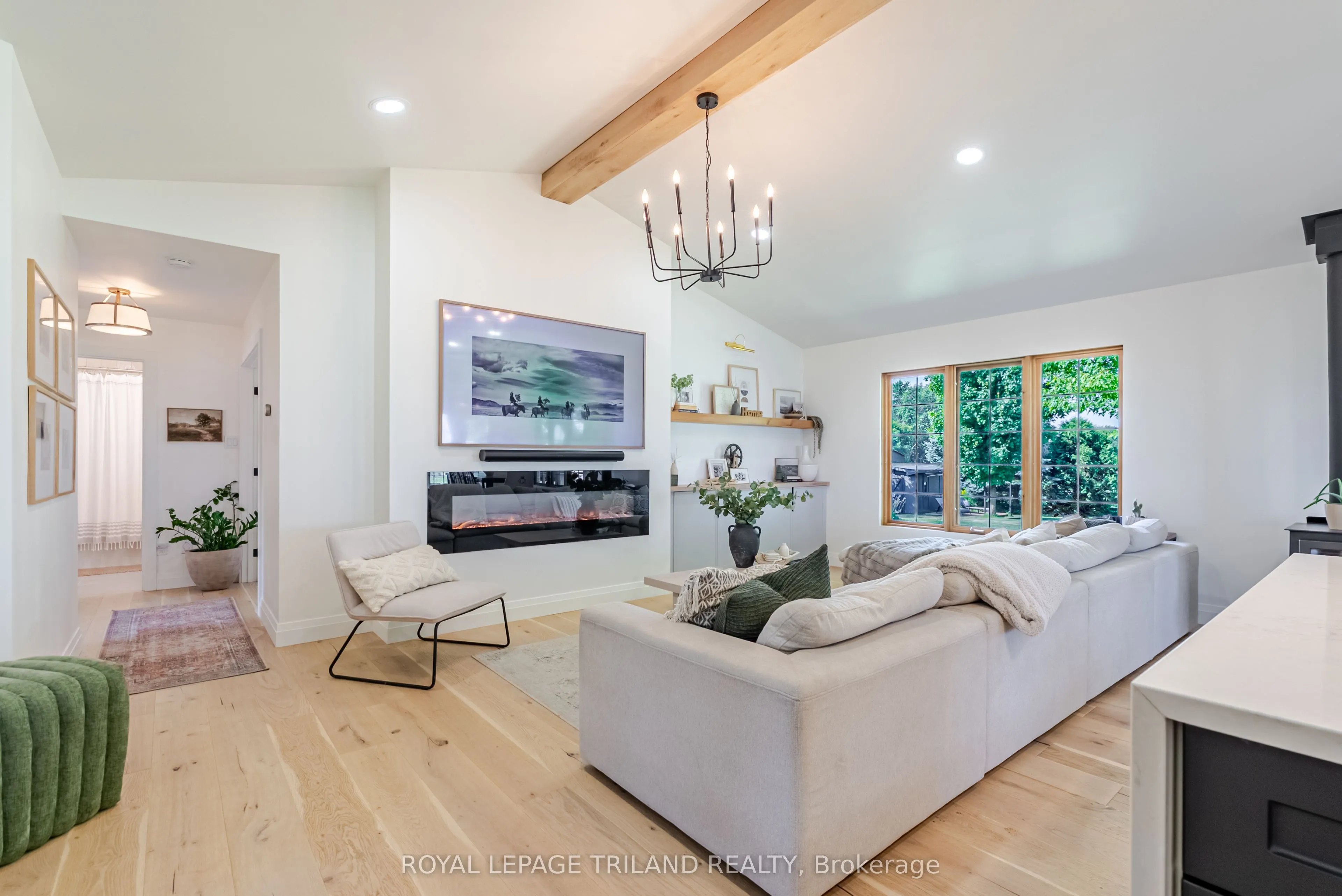 3921 Elgin Road