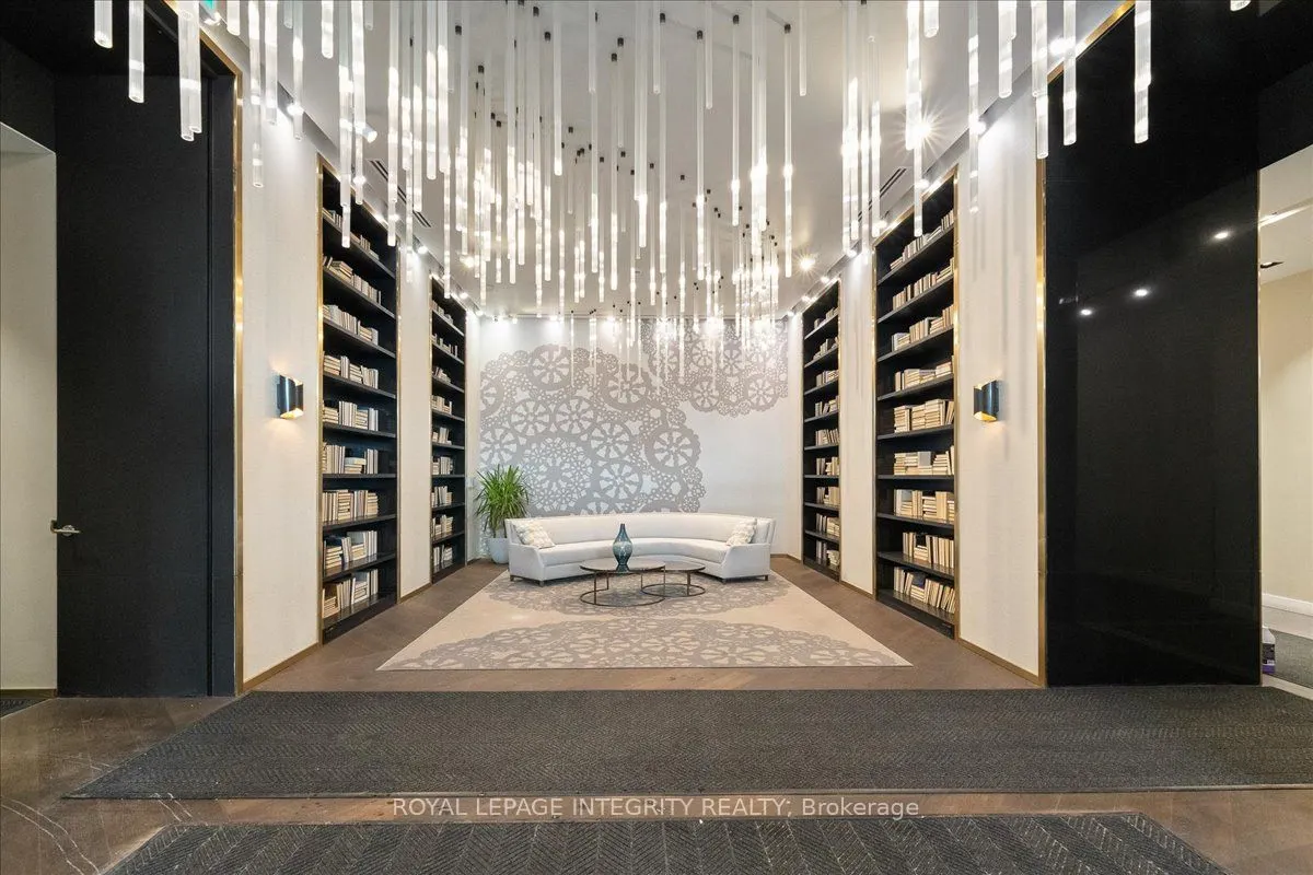 428 Sparks Street, #1006
