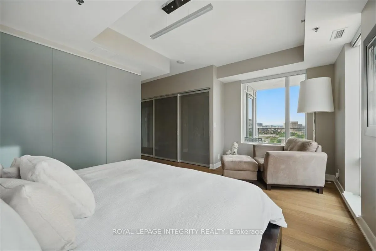 428 Sparks Street, #1006