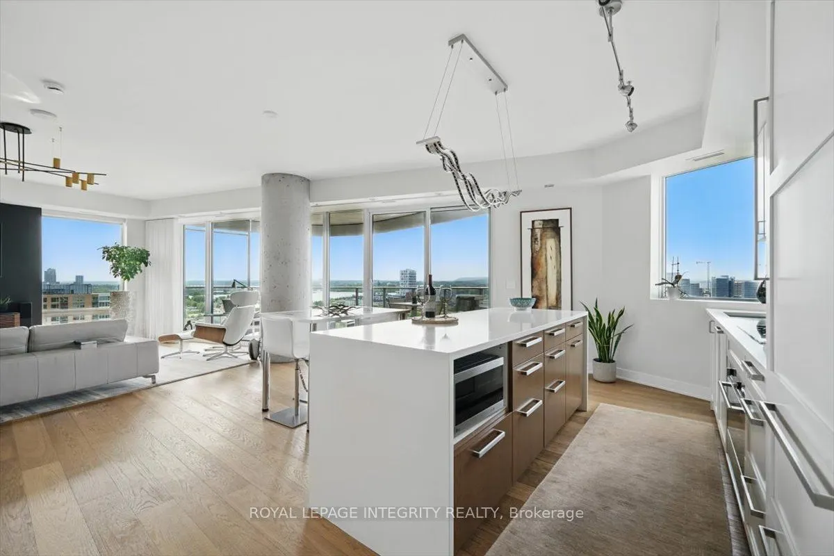 428 Sparks Street, #1006
